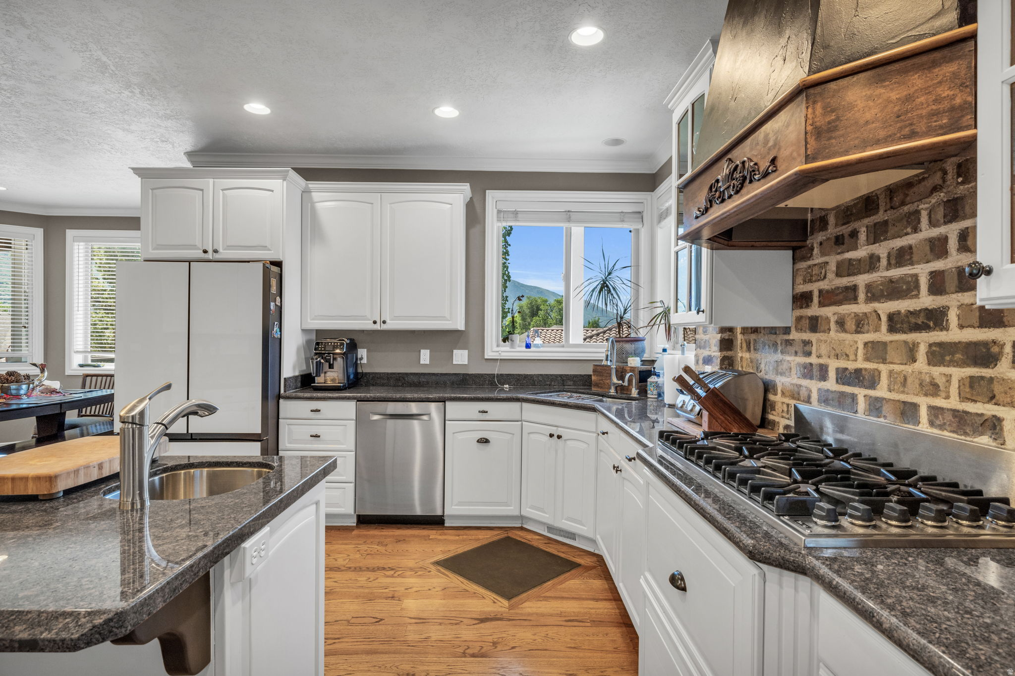 SCOTTSDALE RIDGE - Residential