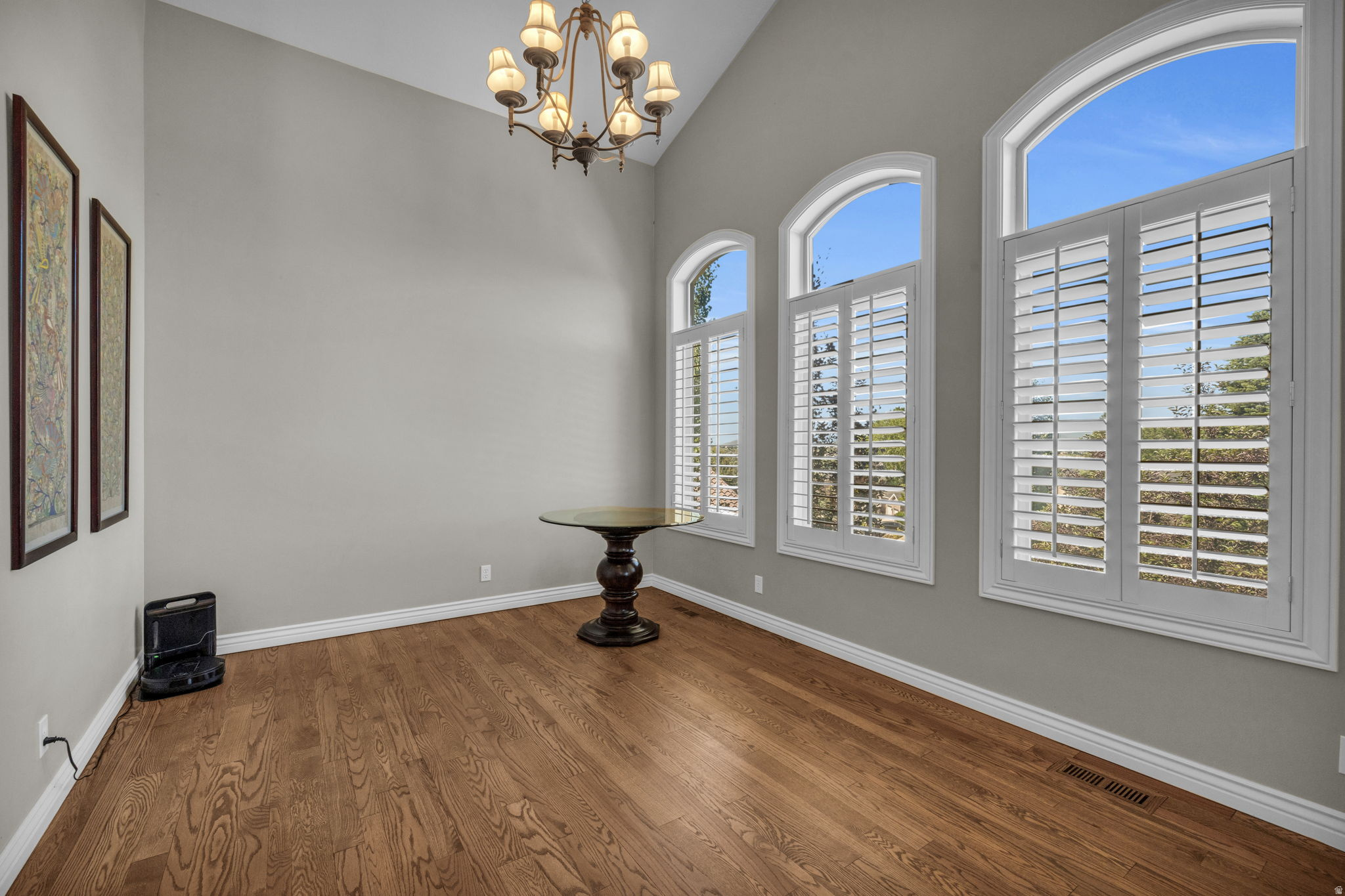 SCOTTSDALE RIDGE - Residential