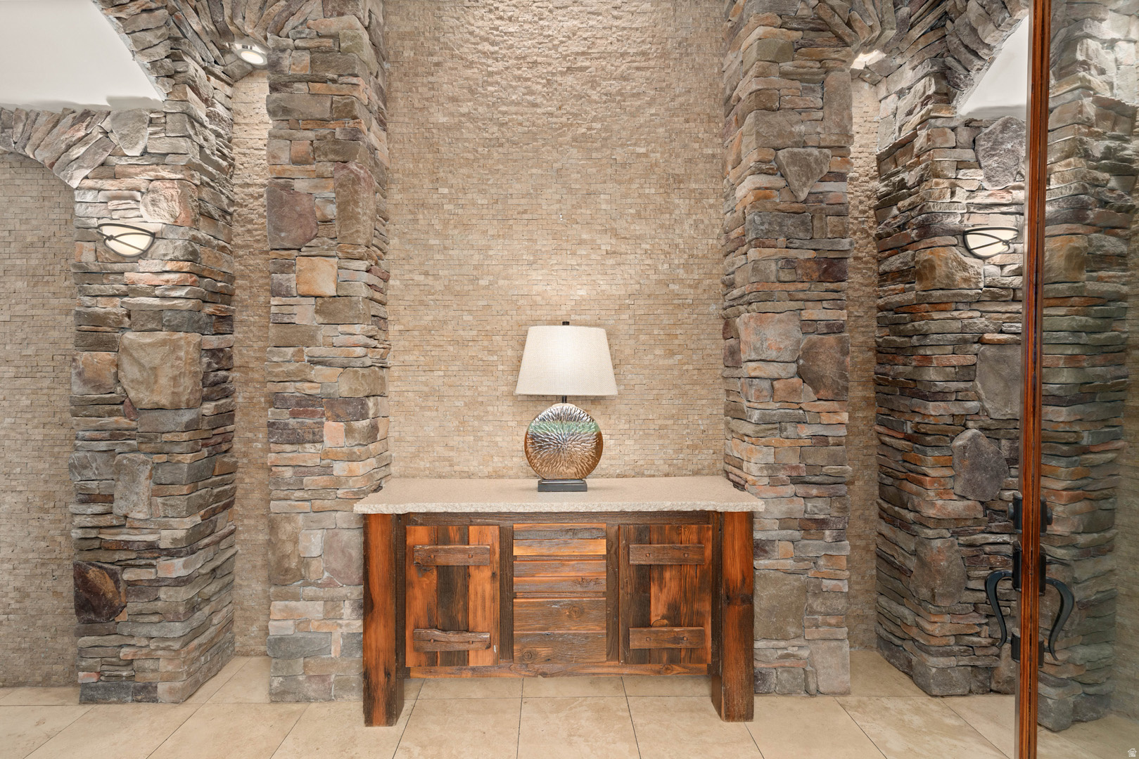 STONE CLIFF 9 - Residential