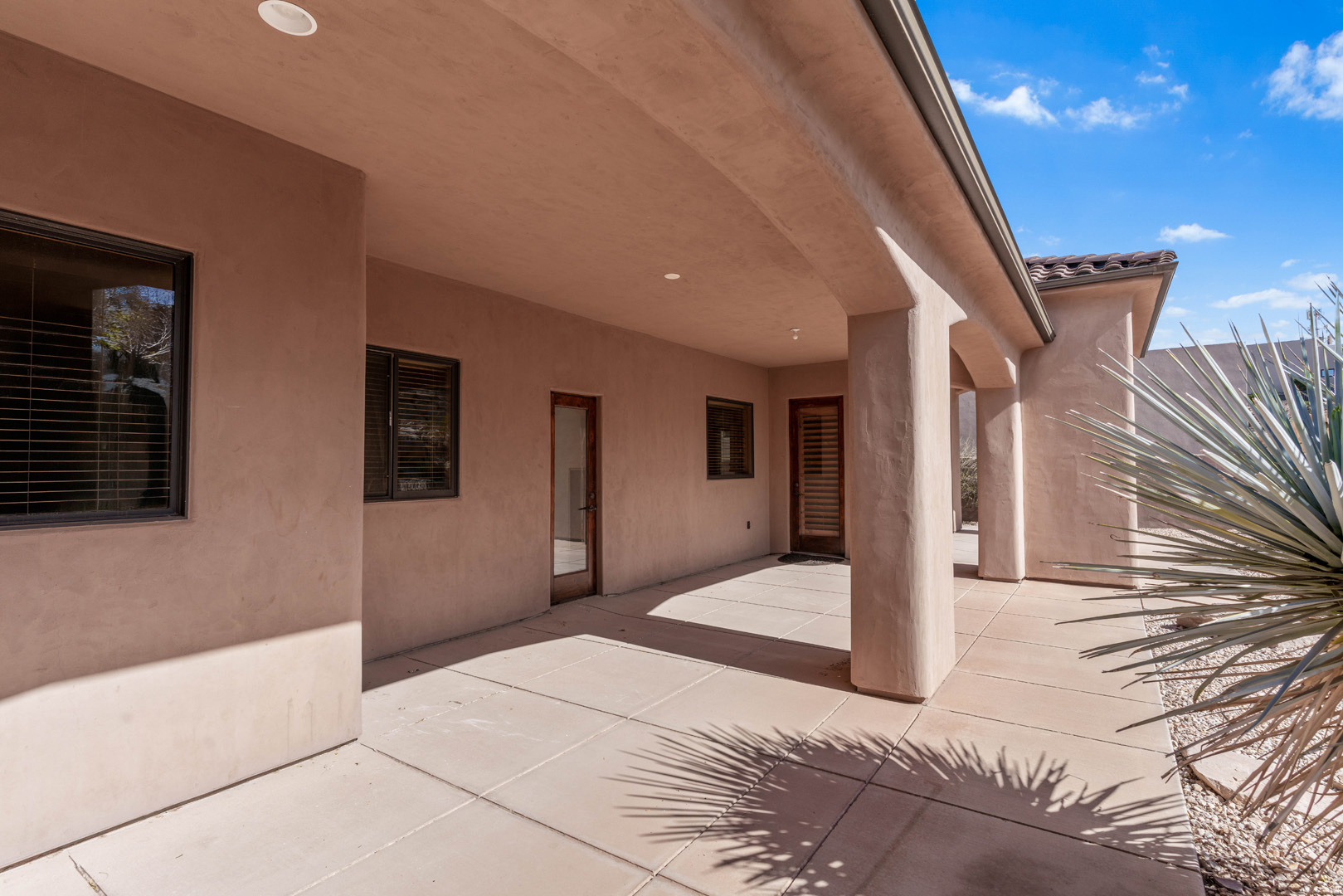 STONE CLIFF 9 - Residential