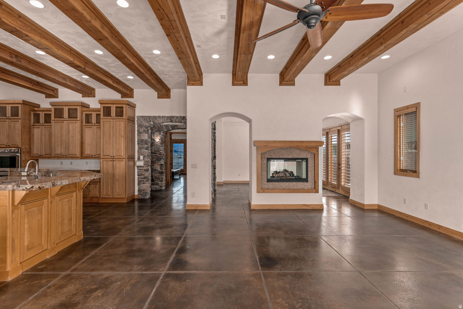 STONE CLIFF 9 - Residential