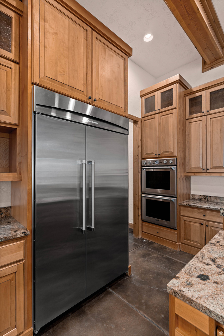STONE CLIFF 9 - Residential