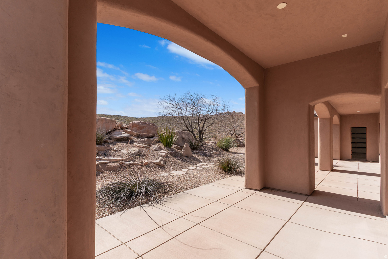 STONE CLIFF 9 - Residential