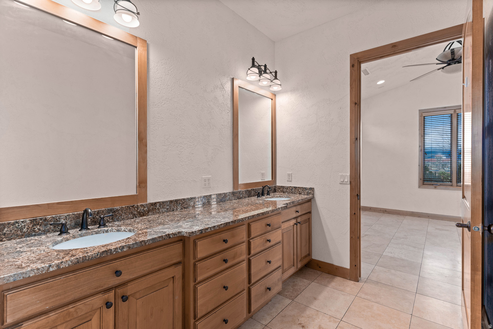 STONE CLIFF 9 - Residential