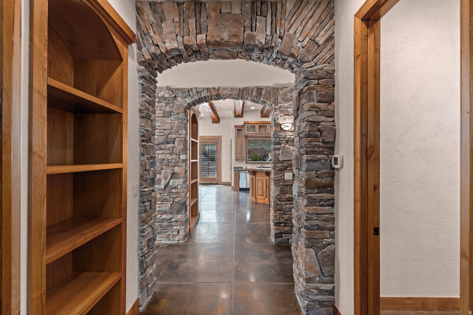 STONE CLIFF 9 - Residential