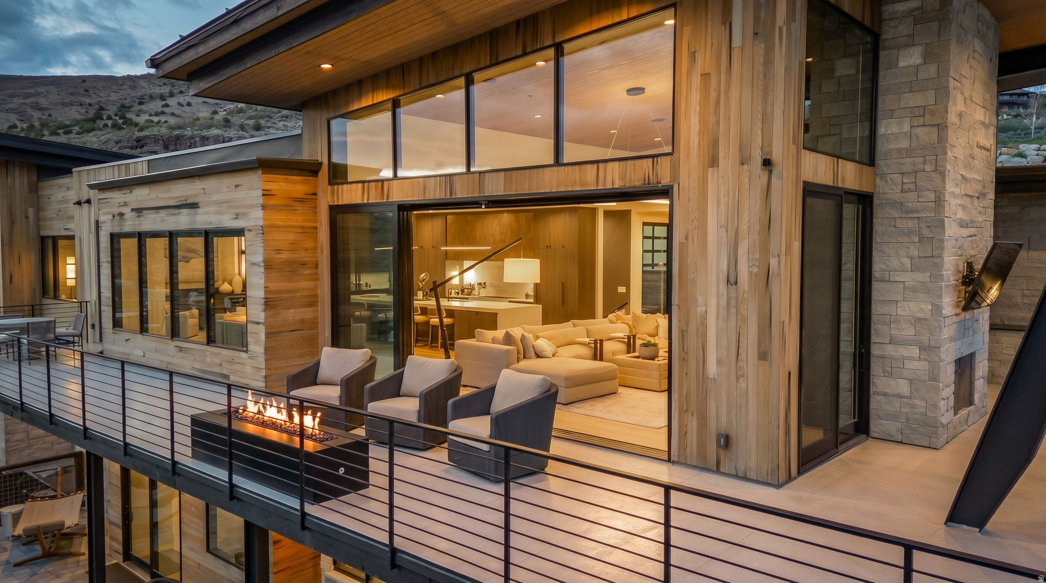 RED LEDGES - Residential