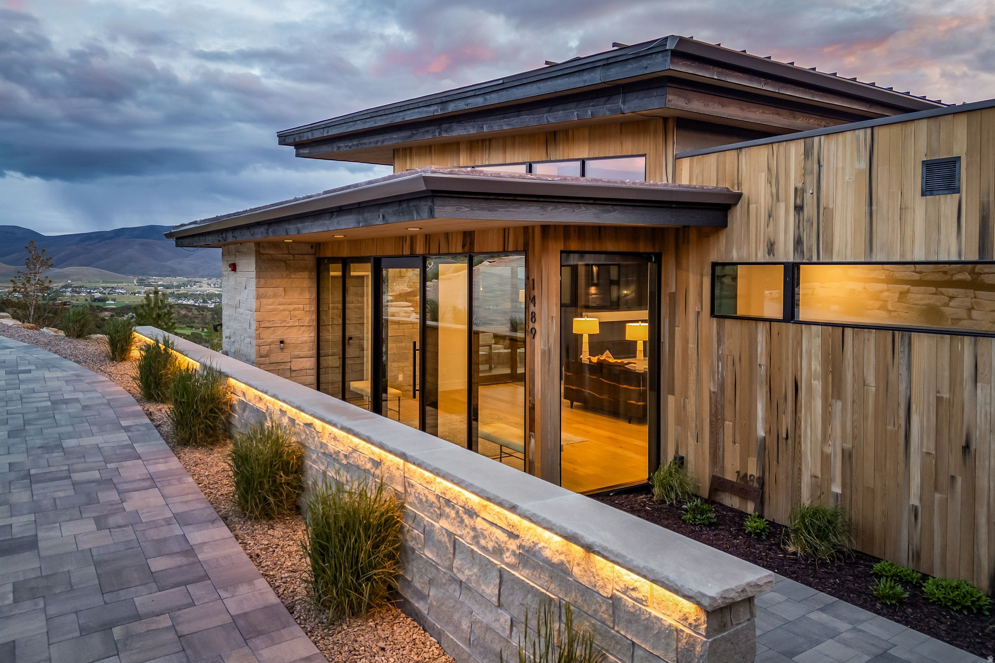 RED LEDGES - Residential