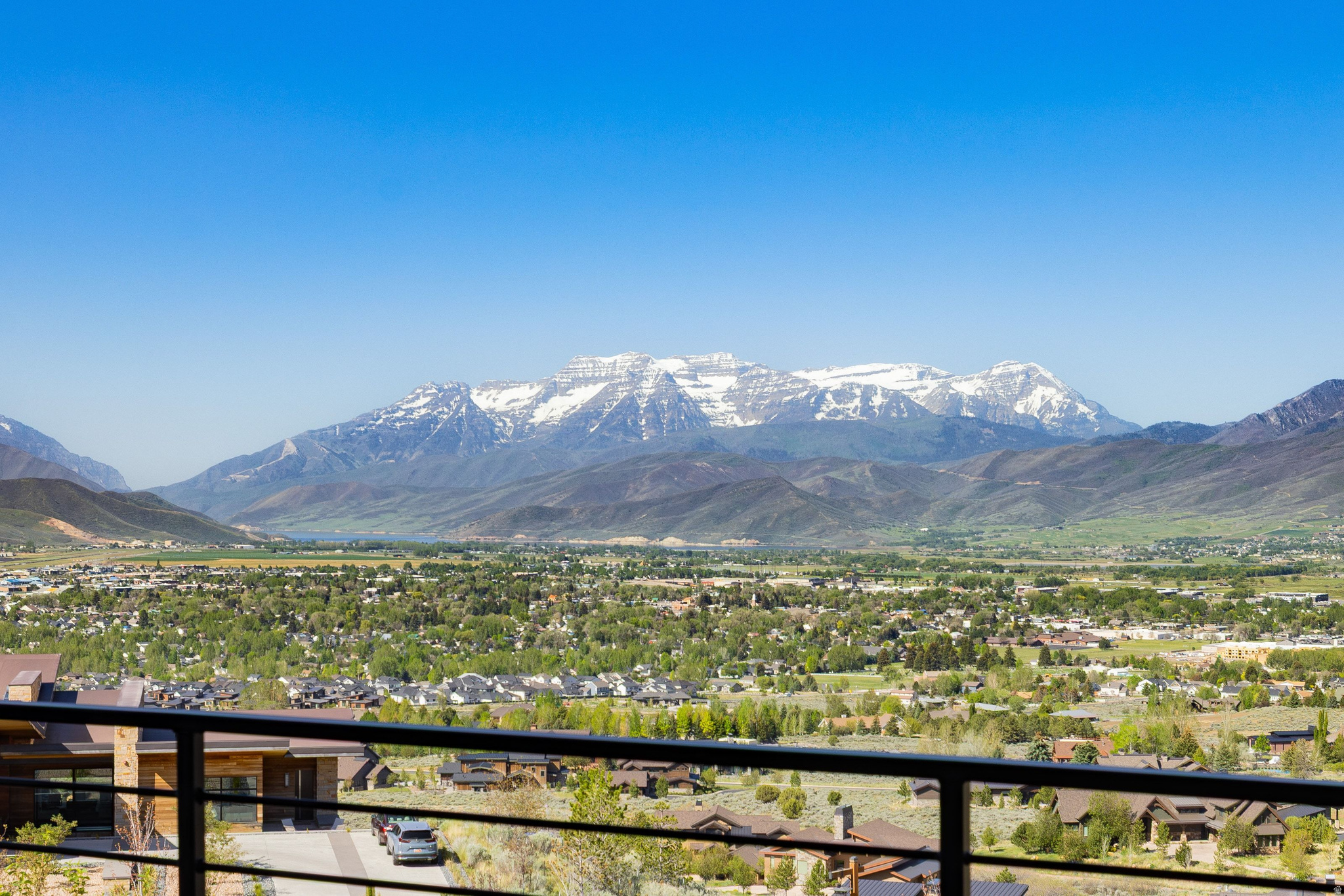 RED LEDGES - Residential
