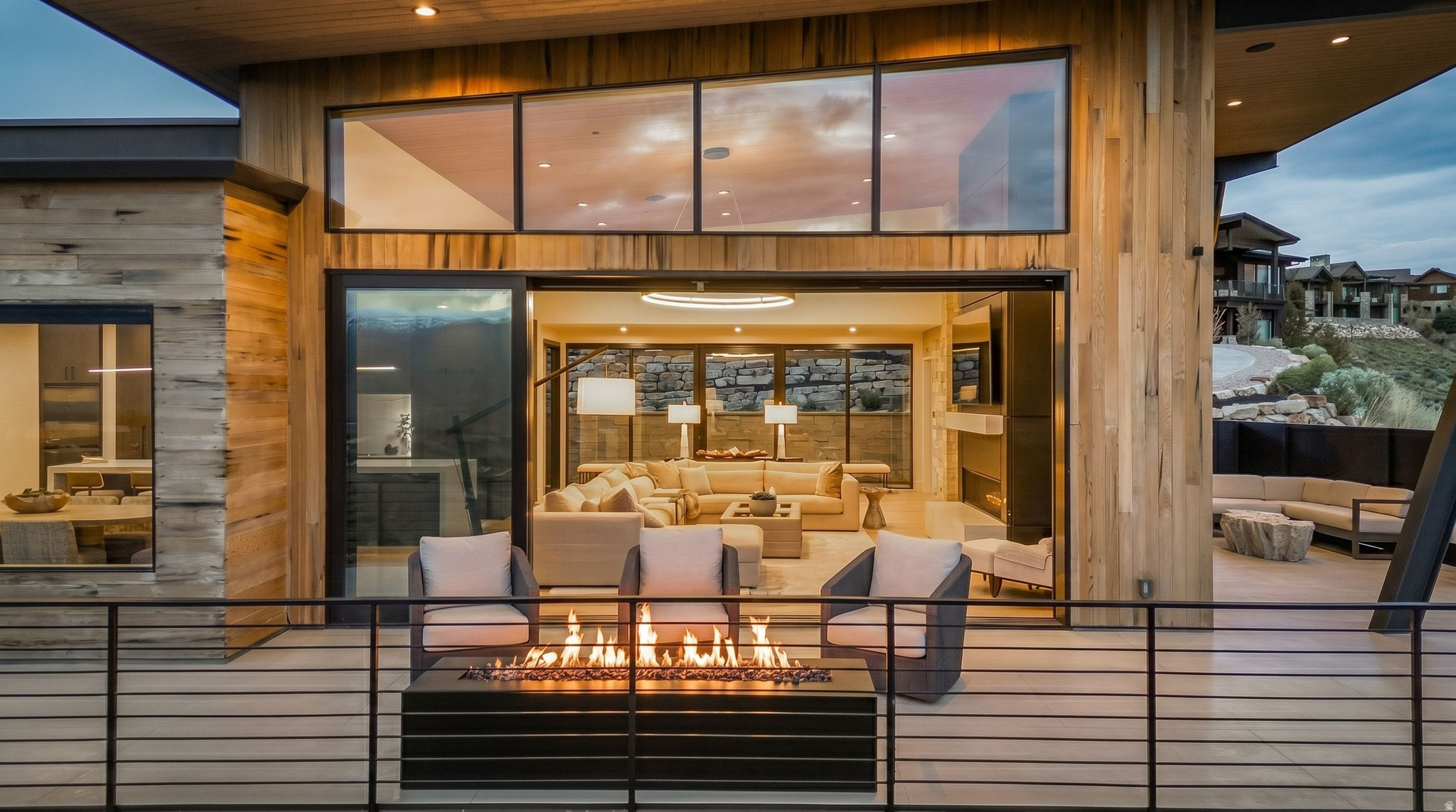 RED LEDGES - Residential