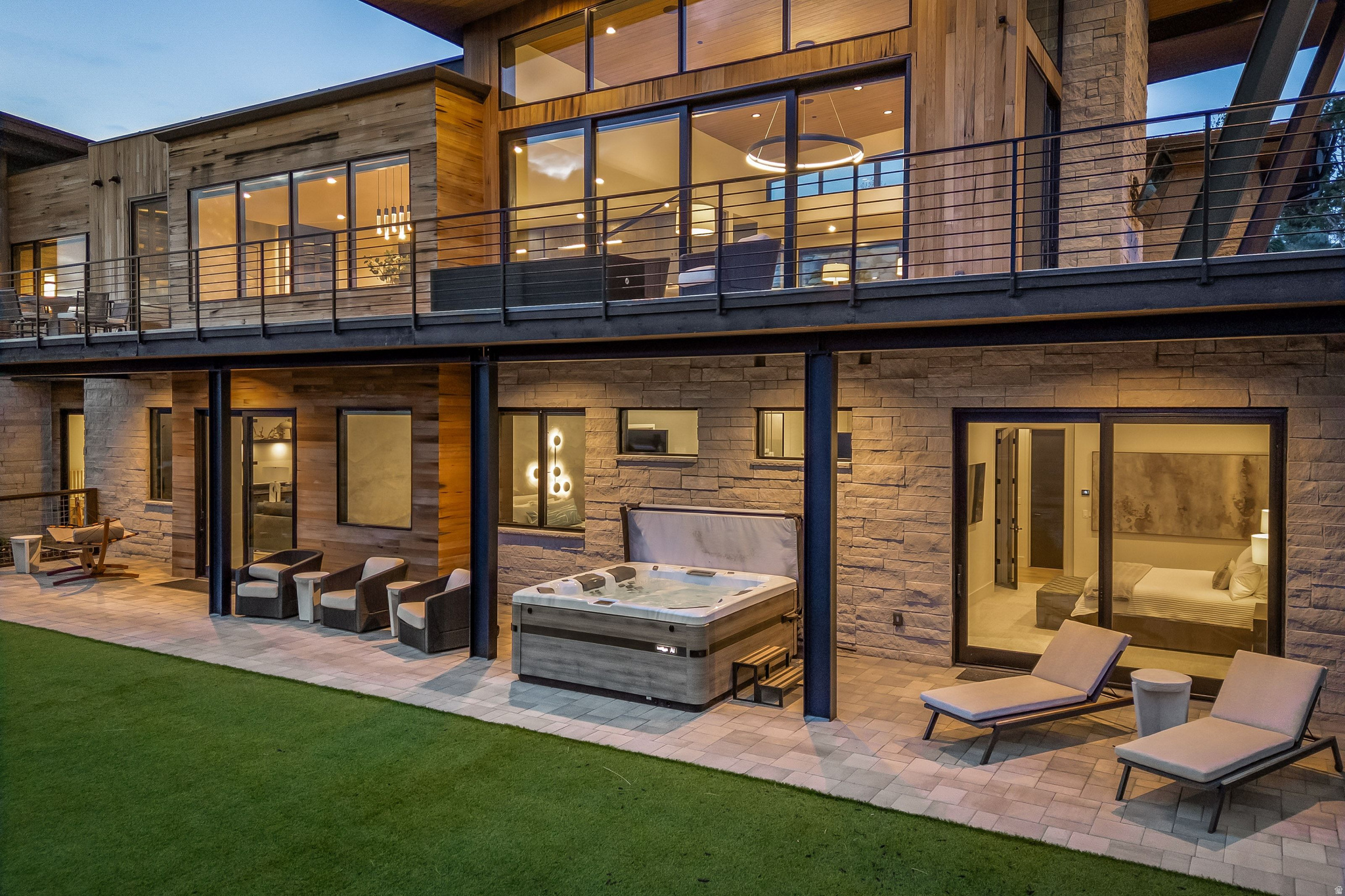 RED LEDGES - Residential