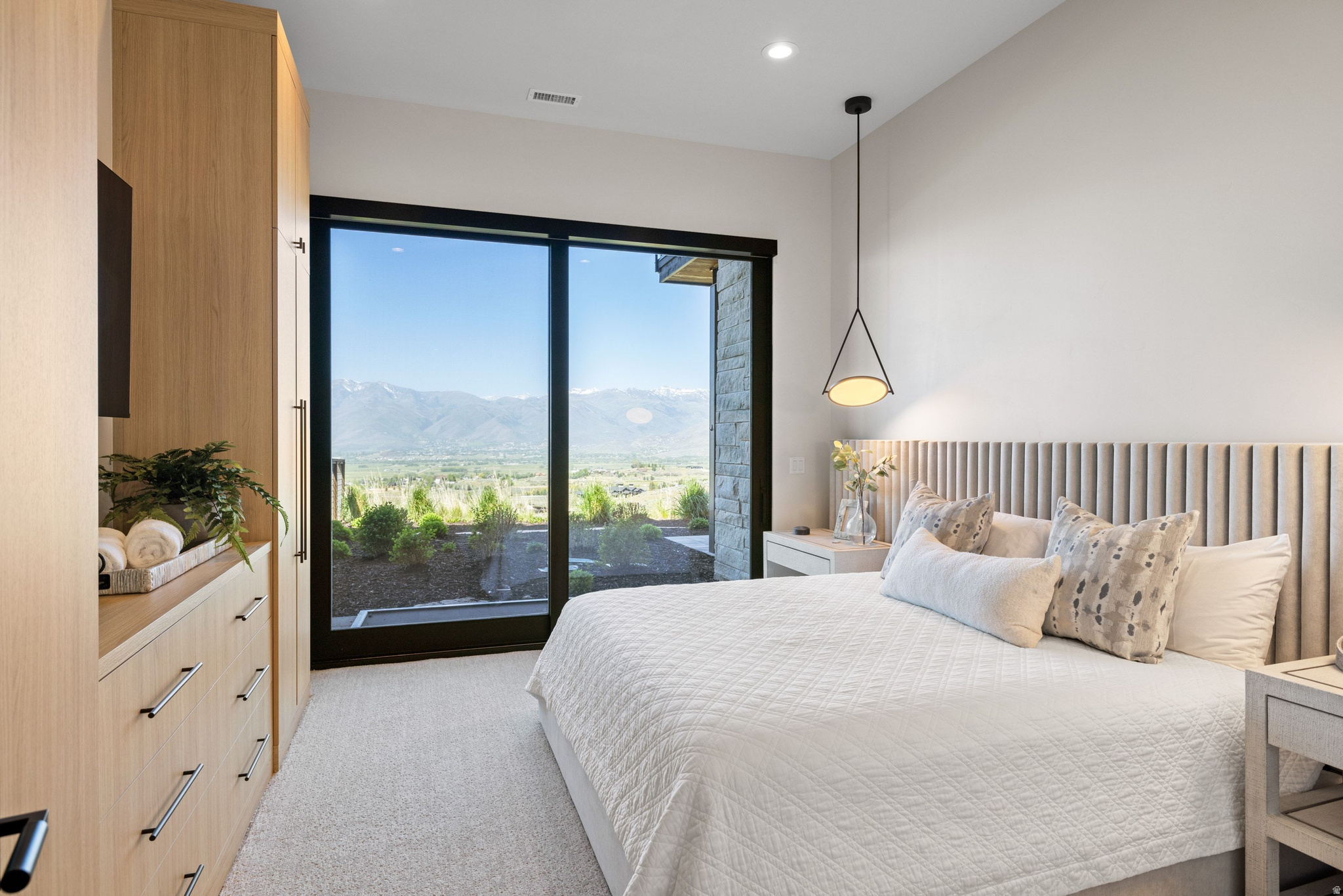 RED LEDGES - Residential