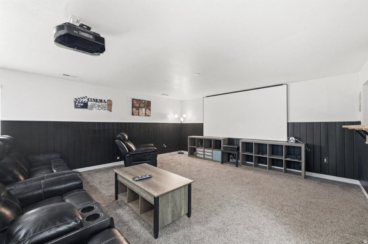 QUAIL MEADOWS ESTATE - Residential
