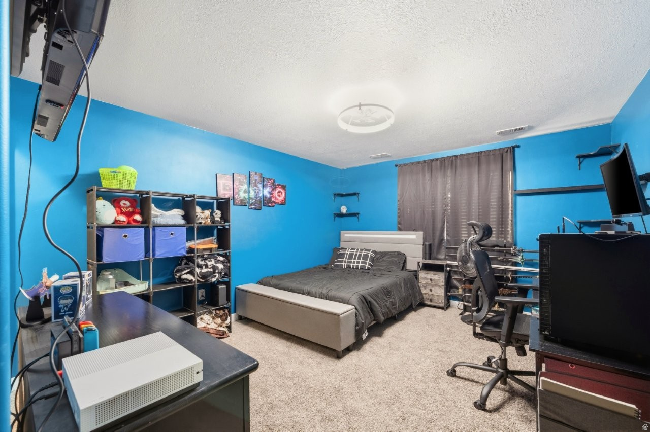 QUAIL MEADOWS ESTATE - Residential