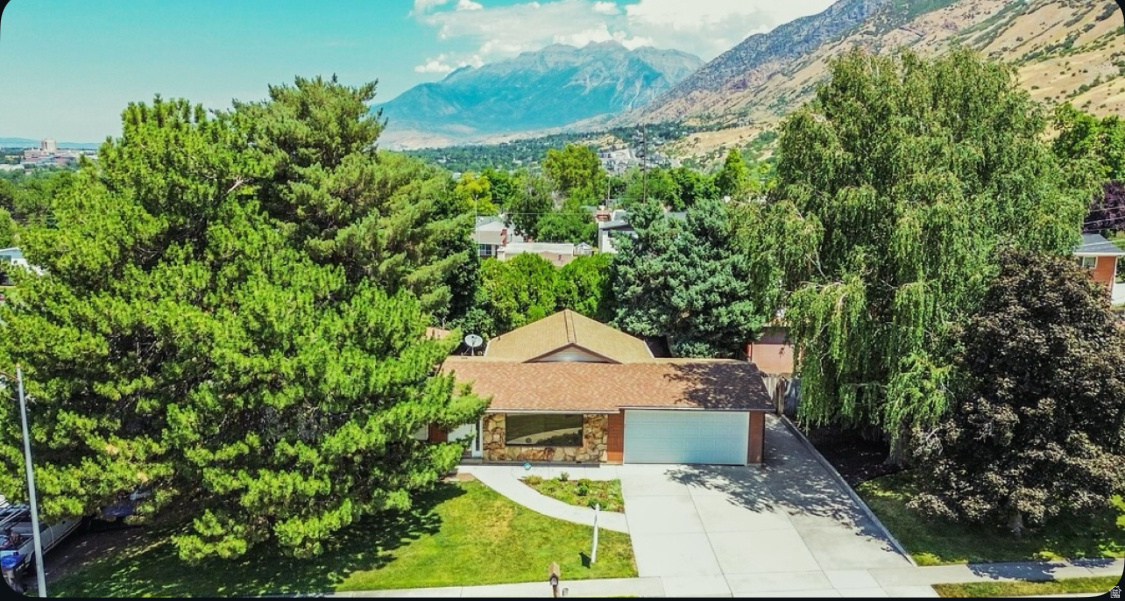 HILLSDALE HEIGHTS - Residential