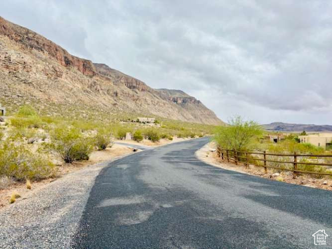 CLIFF DWELLER RANCH - Land