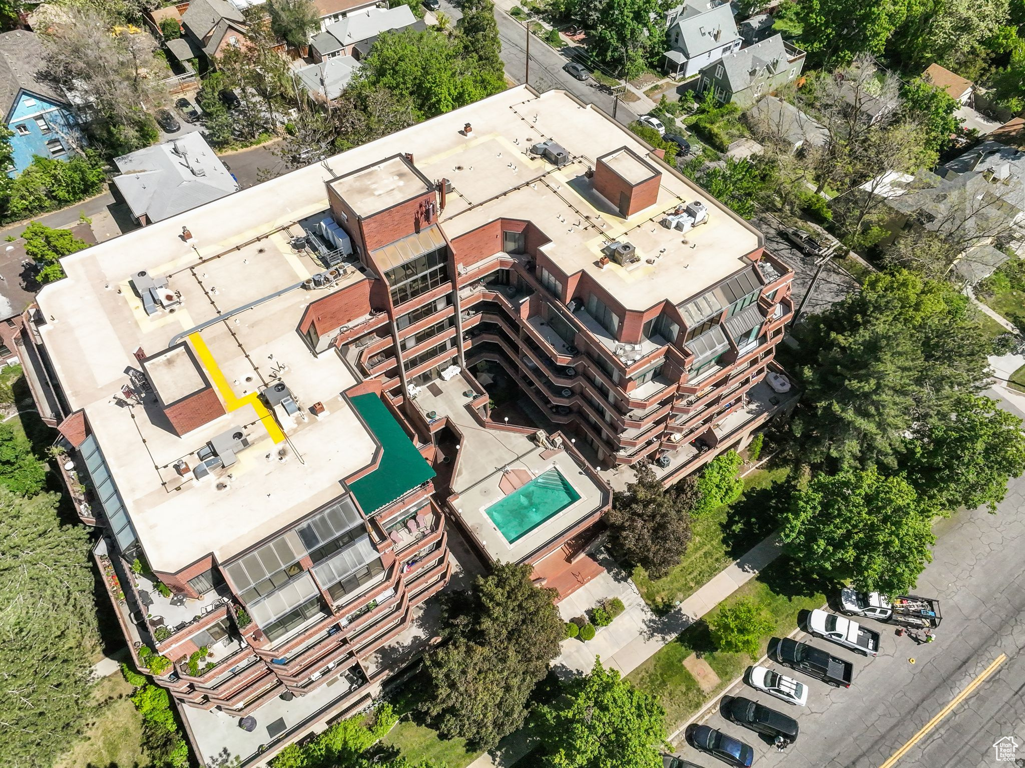 ARLINGTON PLACE - Residential
