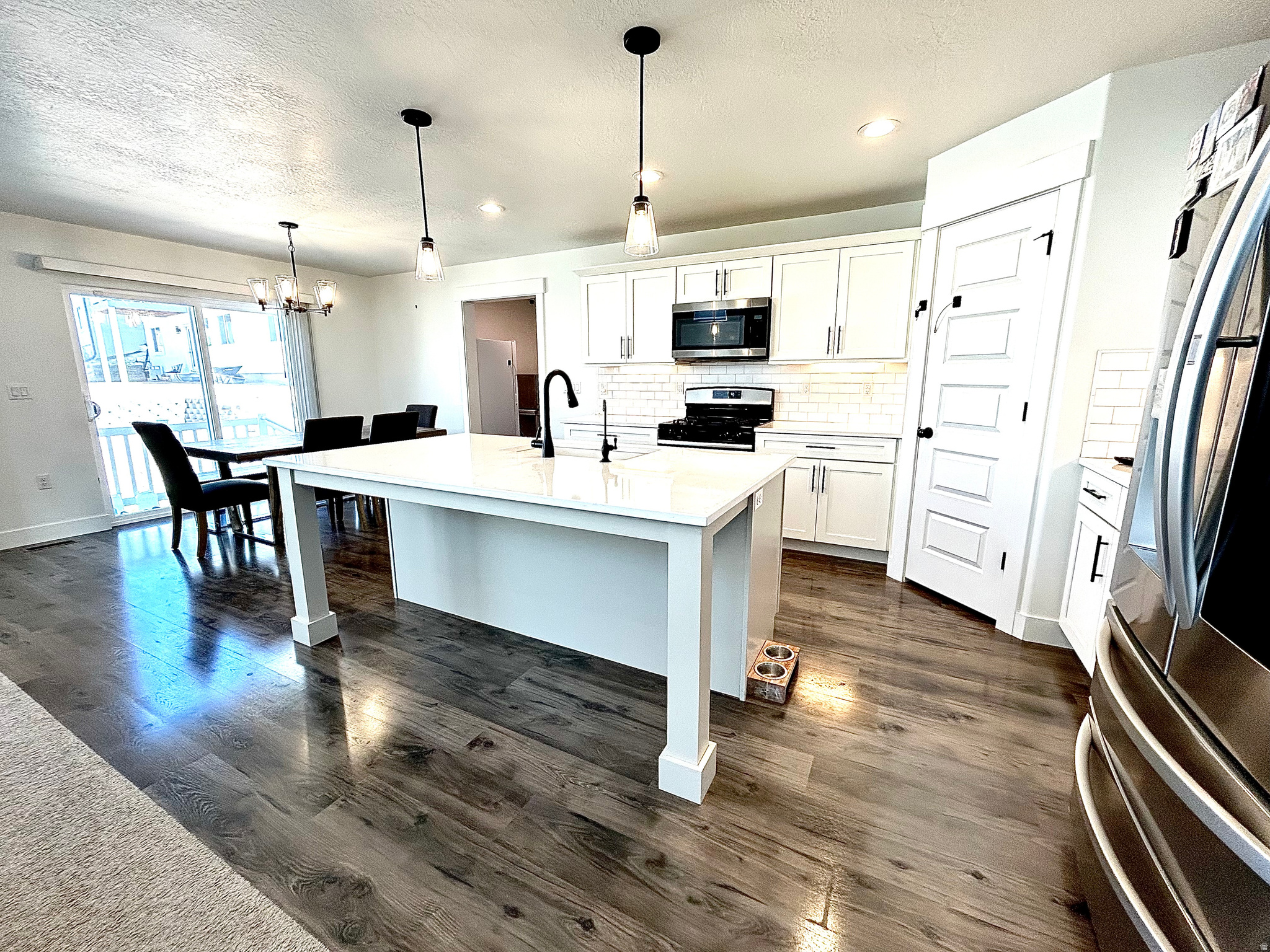 RIDGEHORNE - Residential