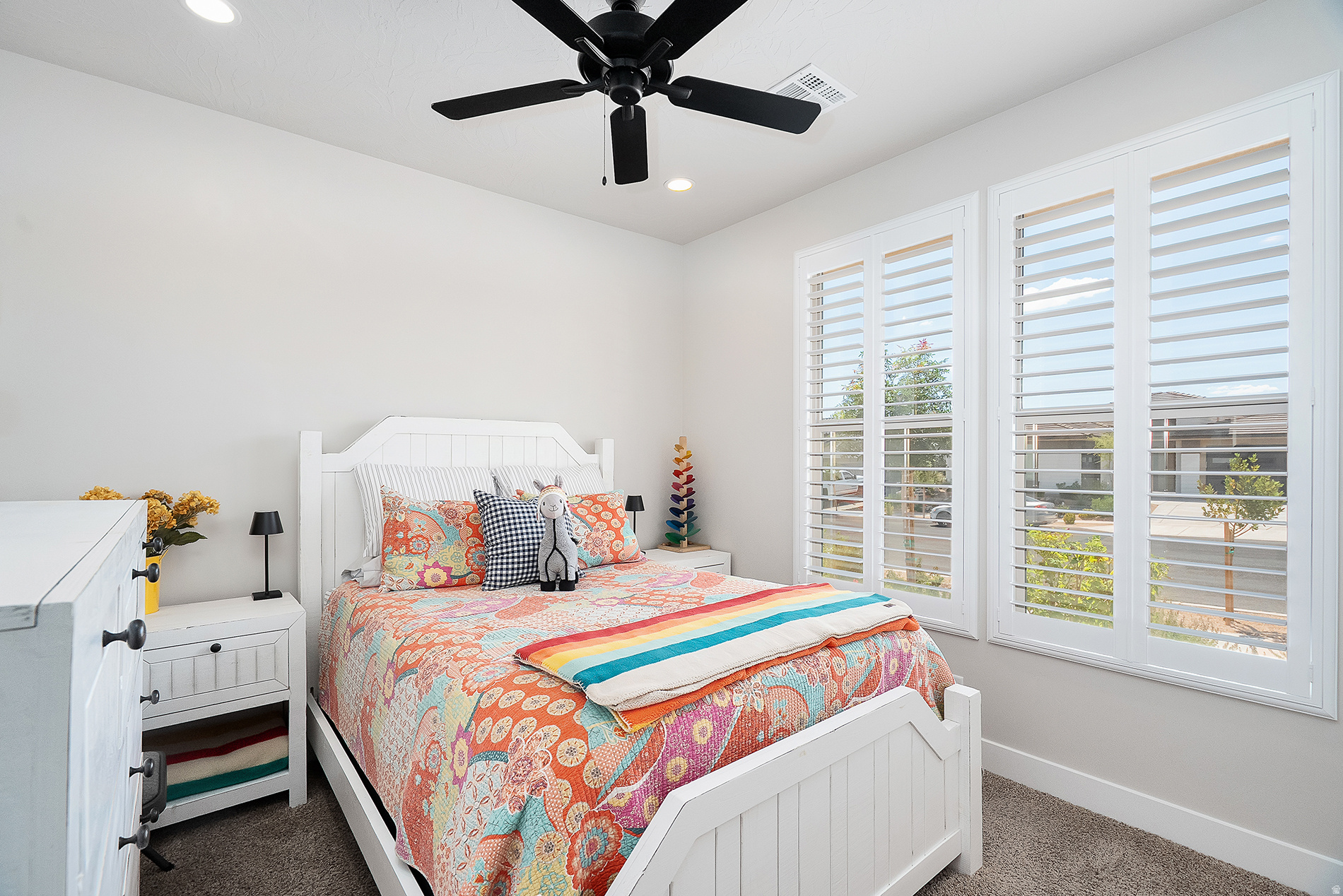 SOLIS AT CORAL CANYON 1 - Residential