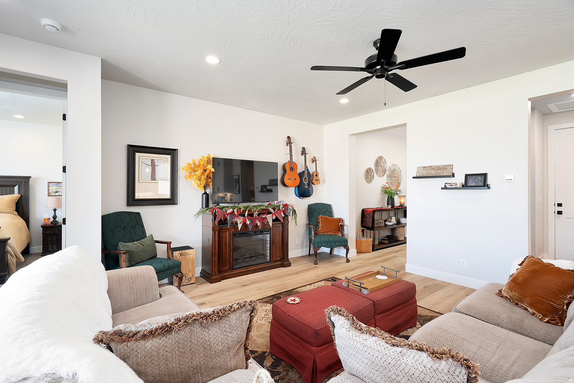 SOLIS AT CORAL CANYON 1 - Residential