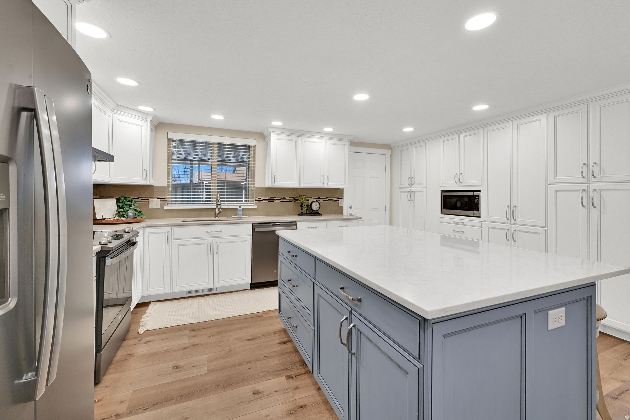 CHASE LANE VILLAGE - Residential