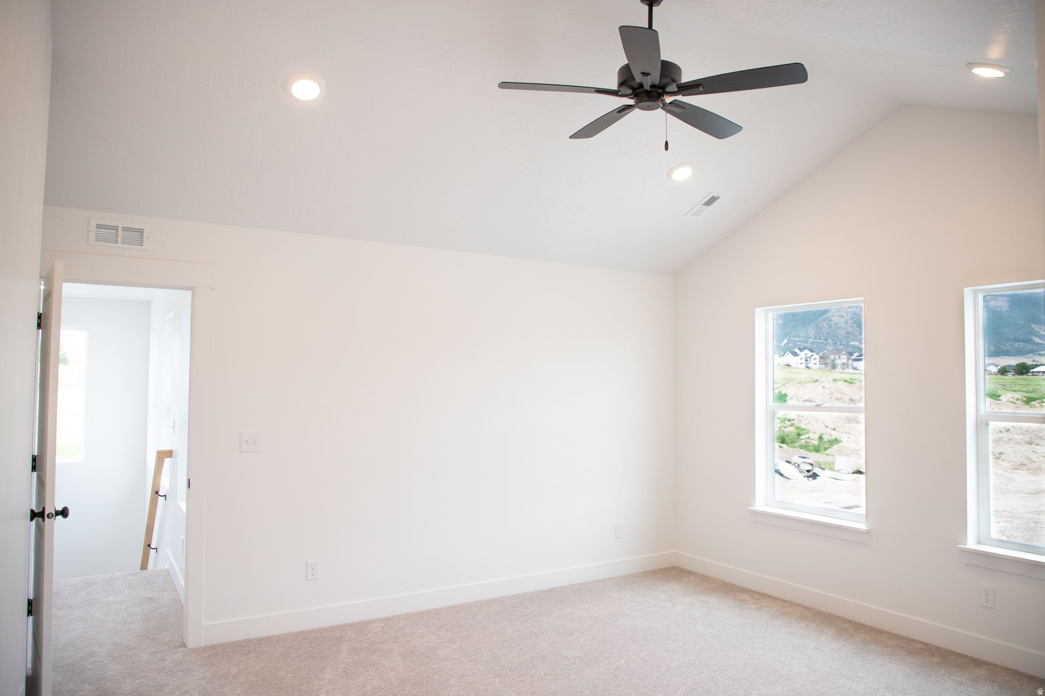 SALEM FIELDS - Residential