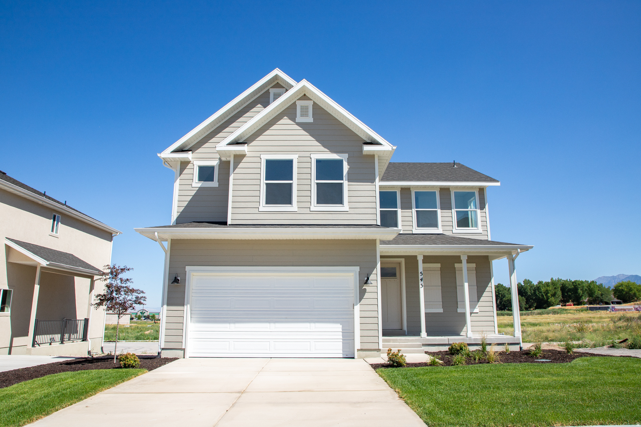 AMAZING $20,000 INCENTIVE TOWARDS CLOSING COSTS, RATE BUYDOWN, OR PRICE REDUCTION REGARDLESS OF LENDER! Must-See New Salem Fields Community! Move-in ready! This beautiful home built by Flagship Homes features 4 bedrooms, 2.5 bathrooms, quartz countertops, landscaped front yard, 2 car garage, and partially fenced backyard (can be landscaped for an additional charge). The primary bedroom has a vaulted ceiling, large walk-in closet, and dual sinks with a separate tub/shower. Call for more information or stop by our model home at 495 E 720 N, Salem, UT for a tour. Model home hours: Monday-Saturday 11 AM - 6 PM. Buyers to verify all information. Square footage is from house plans.