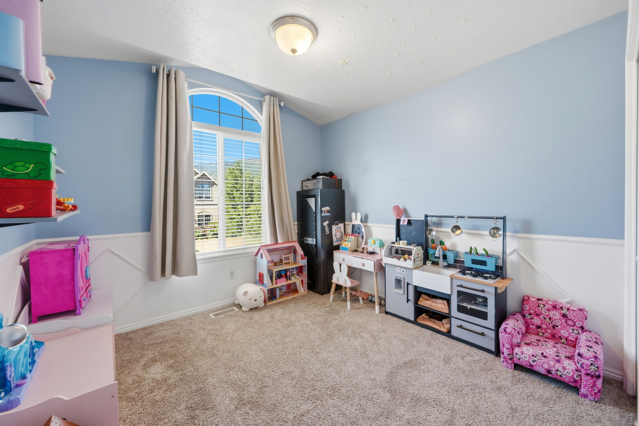 CEDAR COVE - Residential