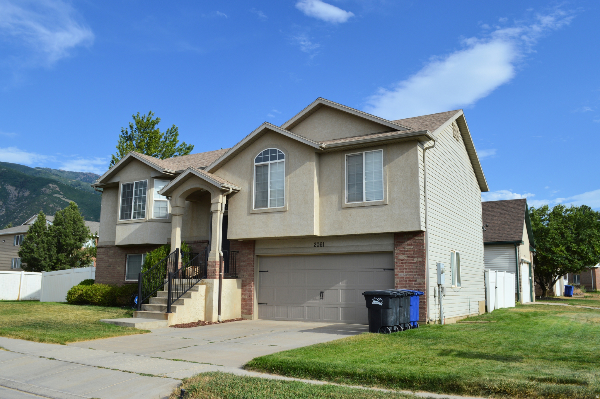 CEDAR COVE - Residential