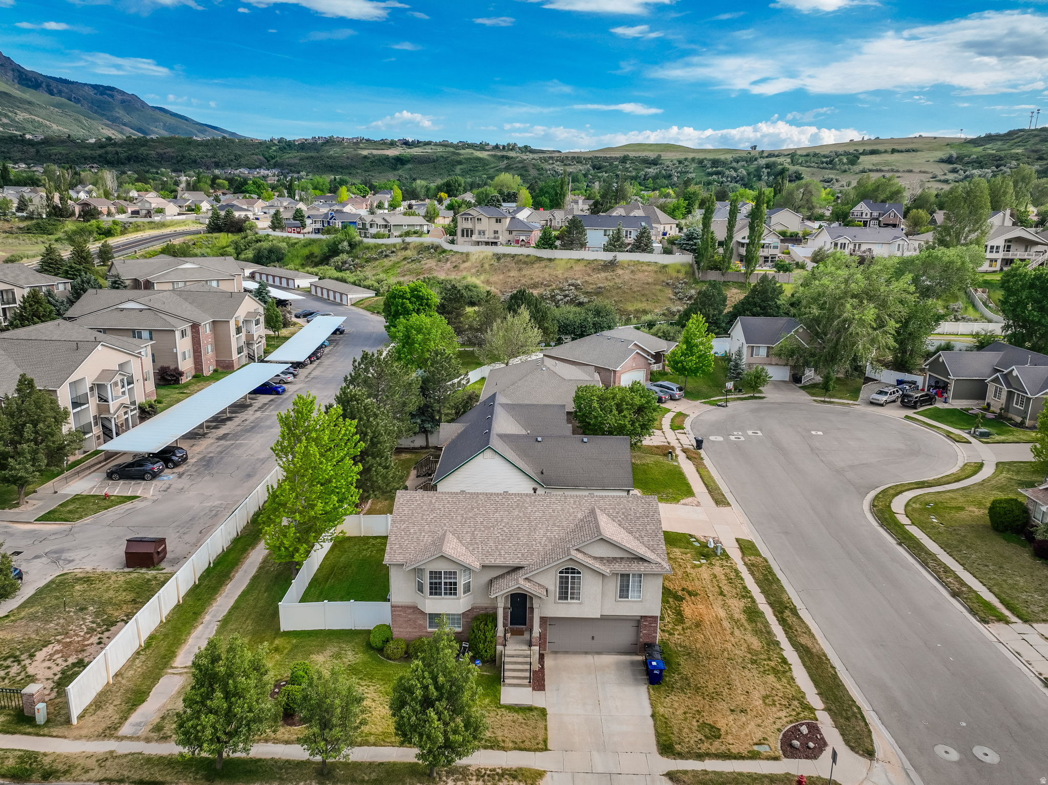 CEDAR COVE - Residential