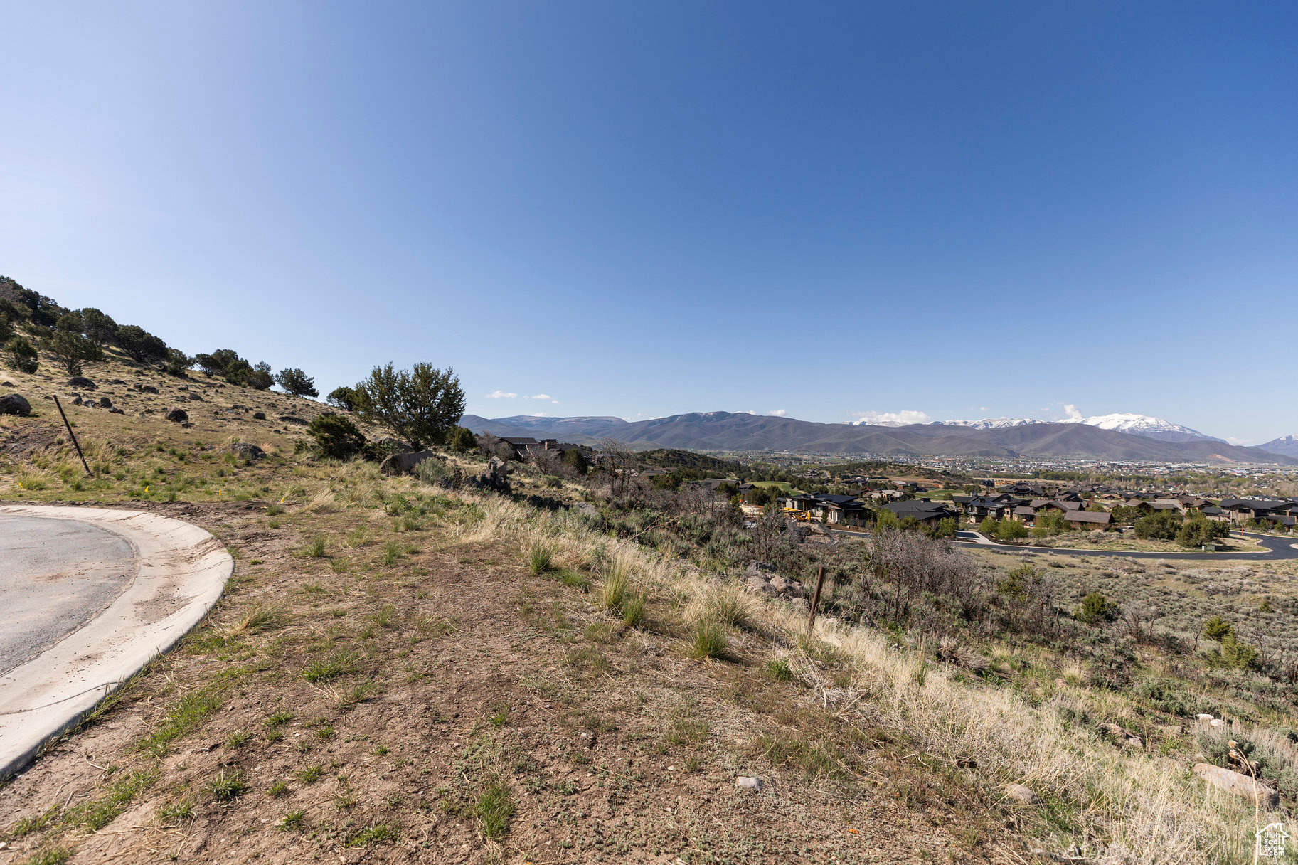 RED LEDGES - Residential