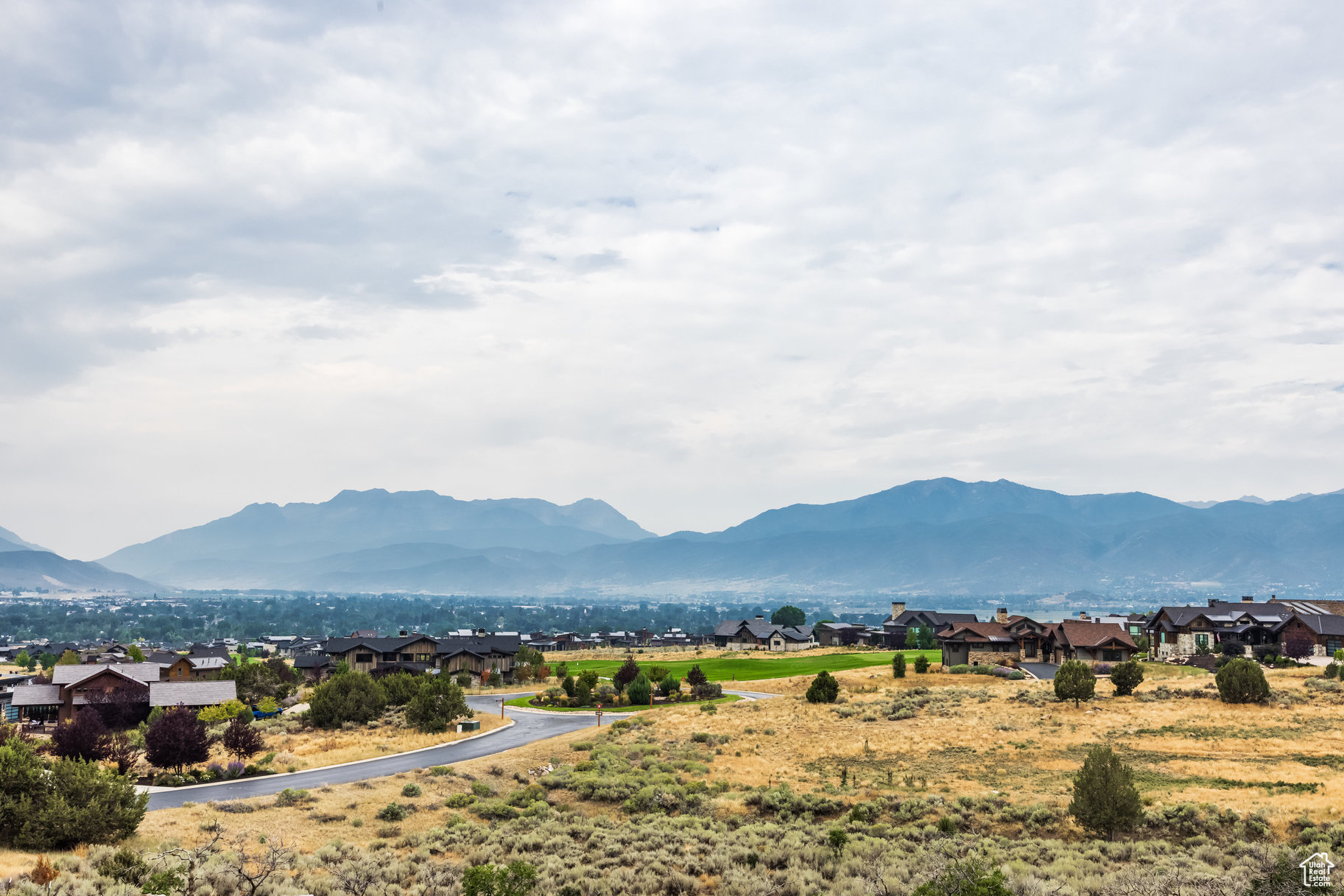 RED LEDGES - Residential