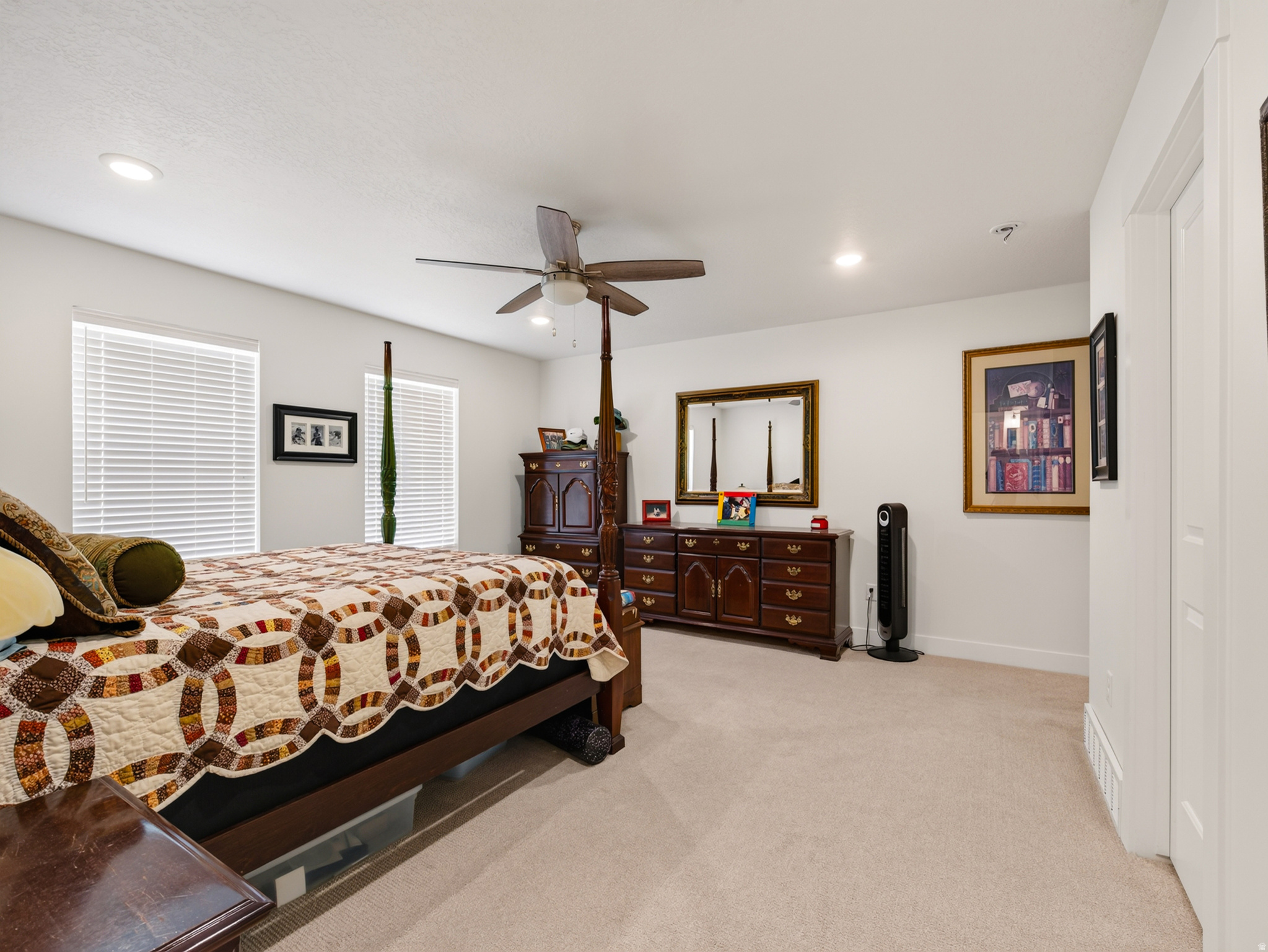 TILLA COURT - Residential