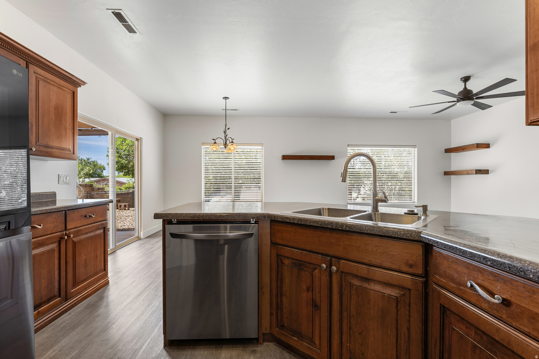 ZION VIEW ESTATES 1 - Residential
