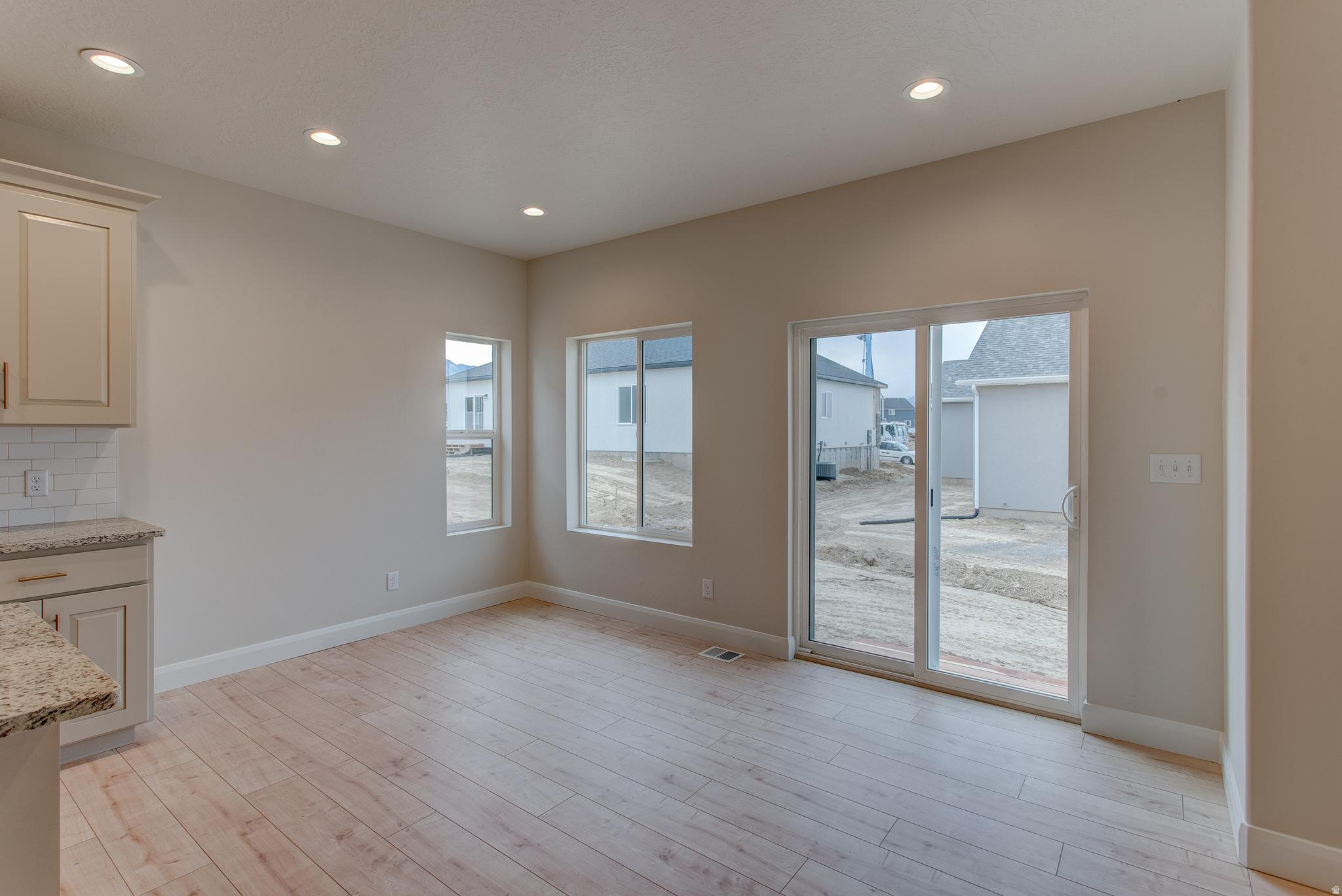 GRINDSTONE ESTATES - Residential