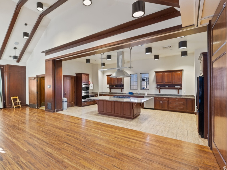KENNECOTT - Residential
