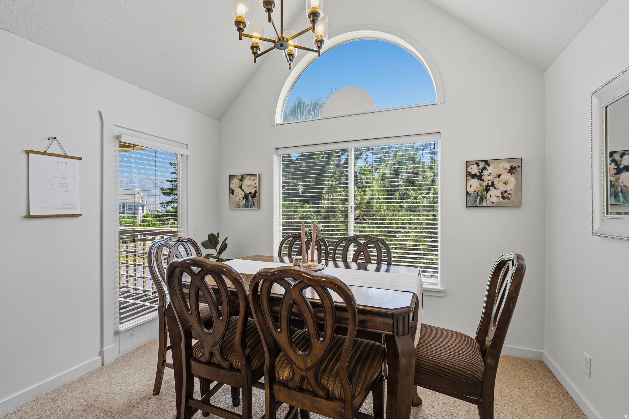 DAYBREAK HILL CONDMN - Residential