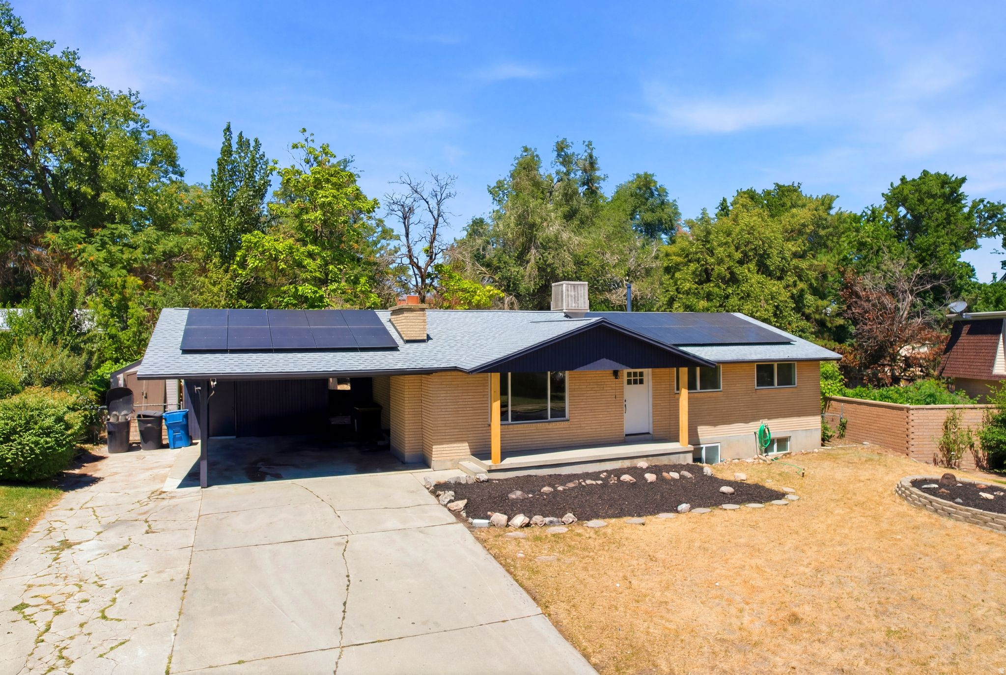 BLAKE HEIGHTS - Residential