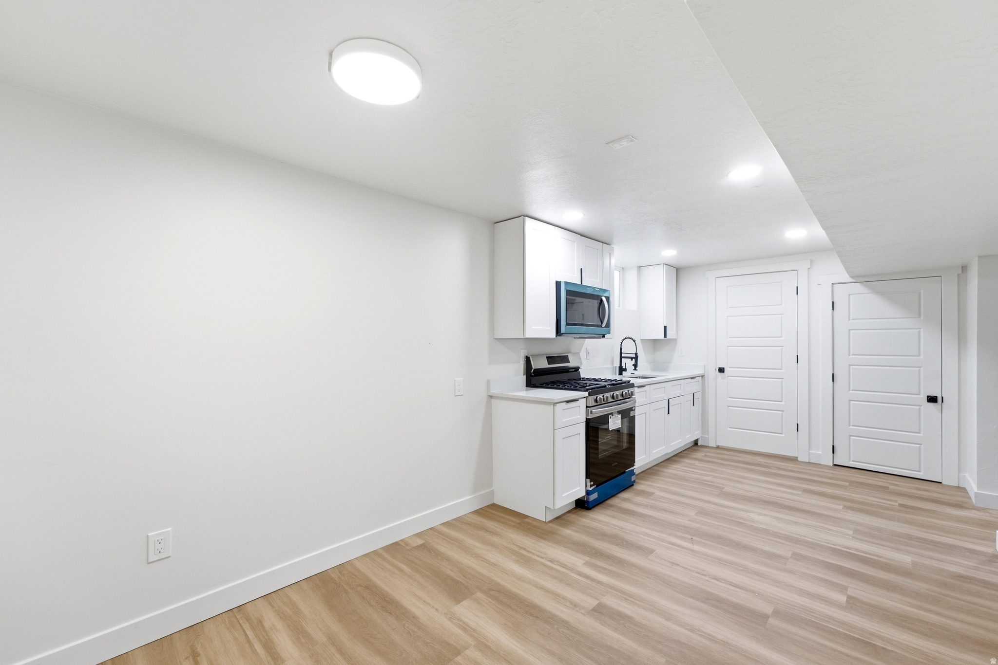 BLAKE HEIGHTS - Residential
