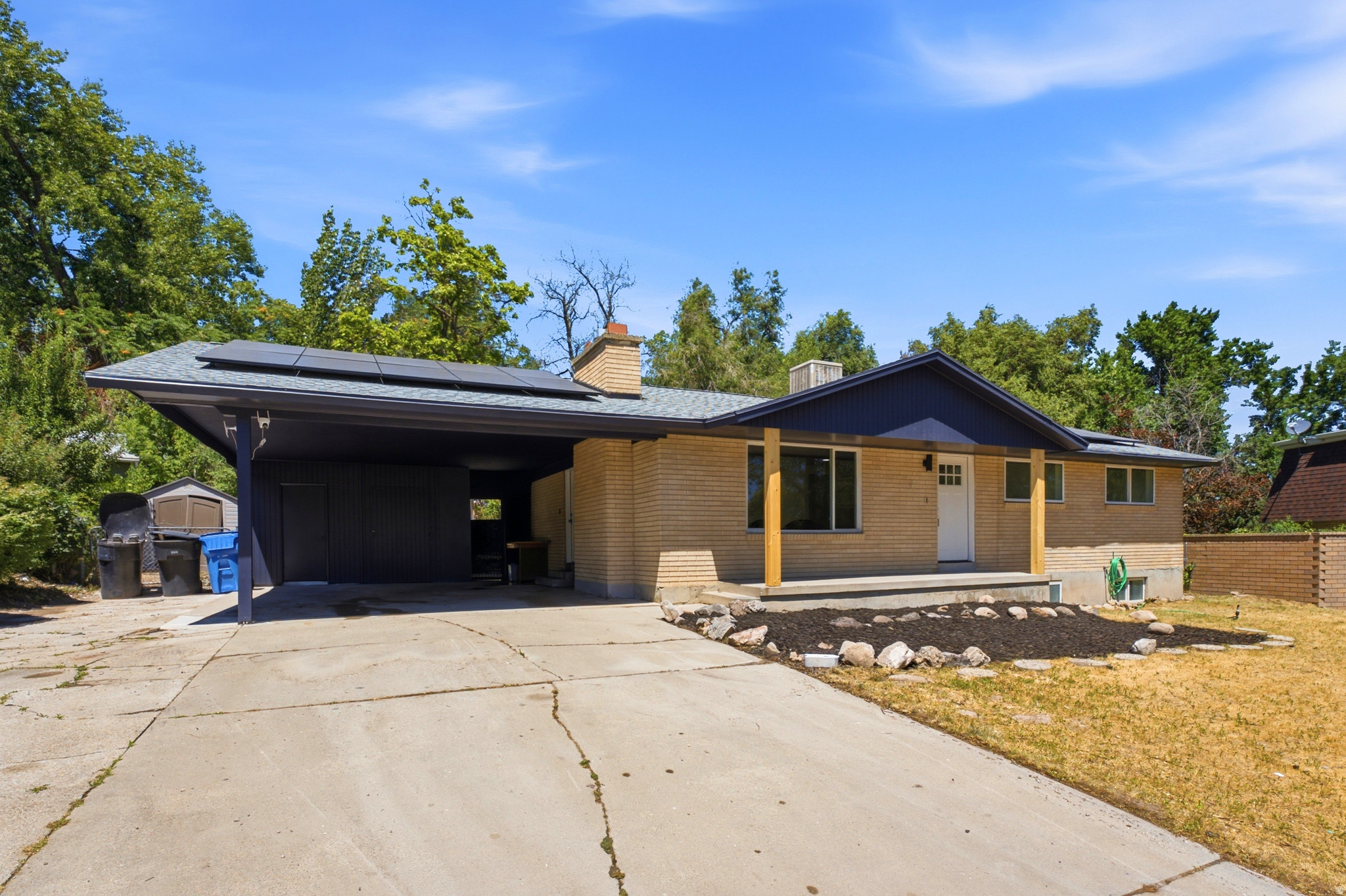 BLAKE HEIGHTS - Residential