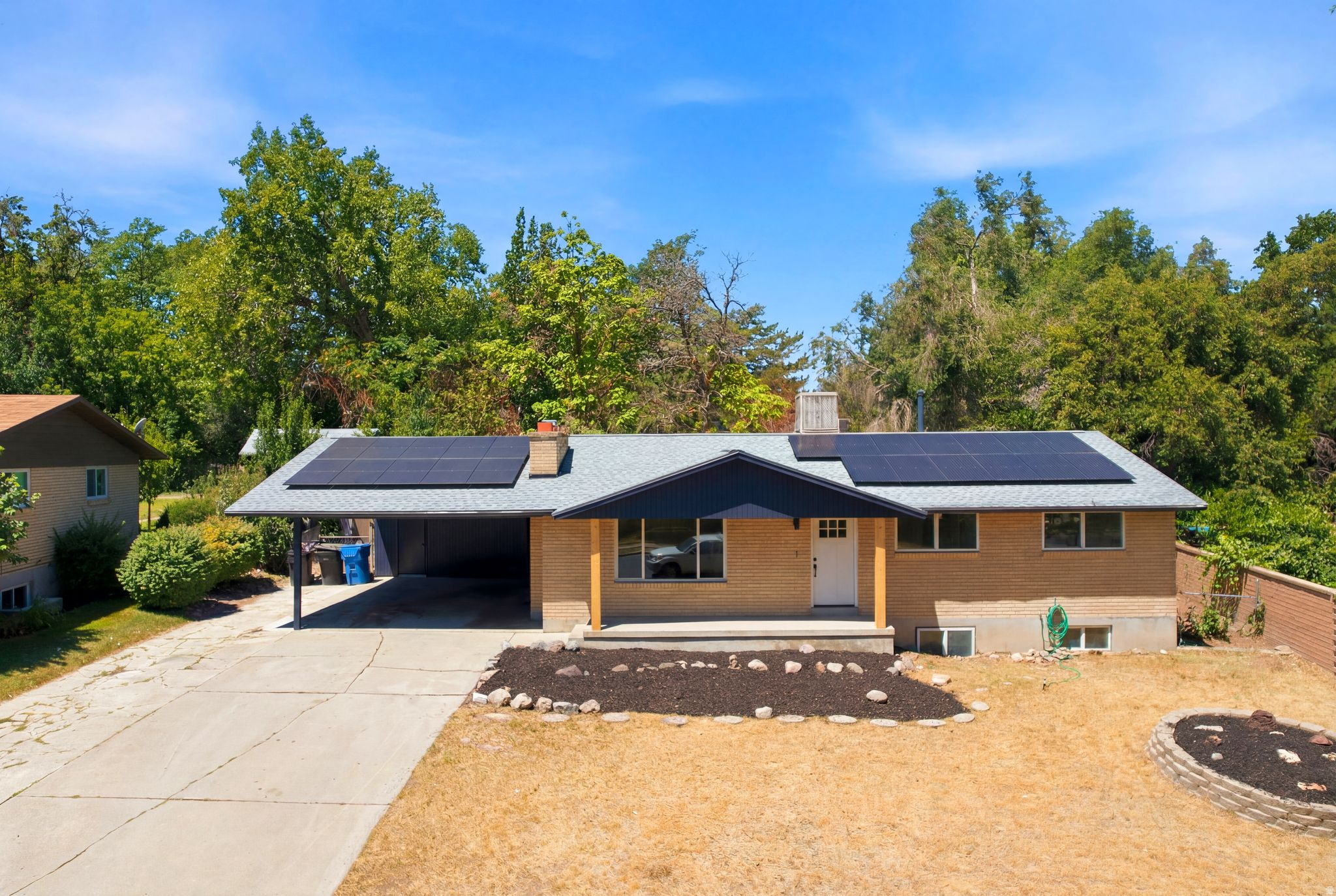 BLAKE HEIGHTS - Residential