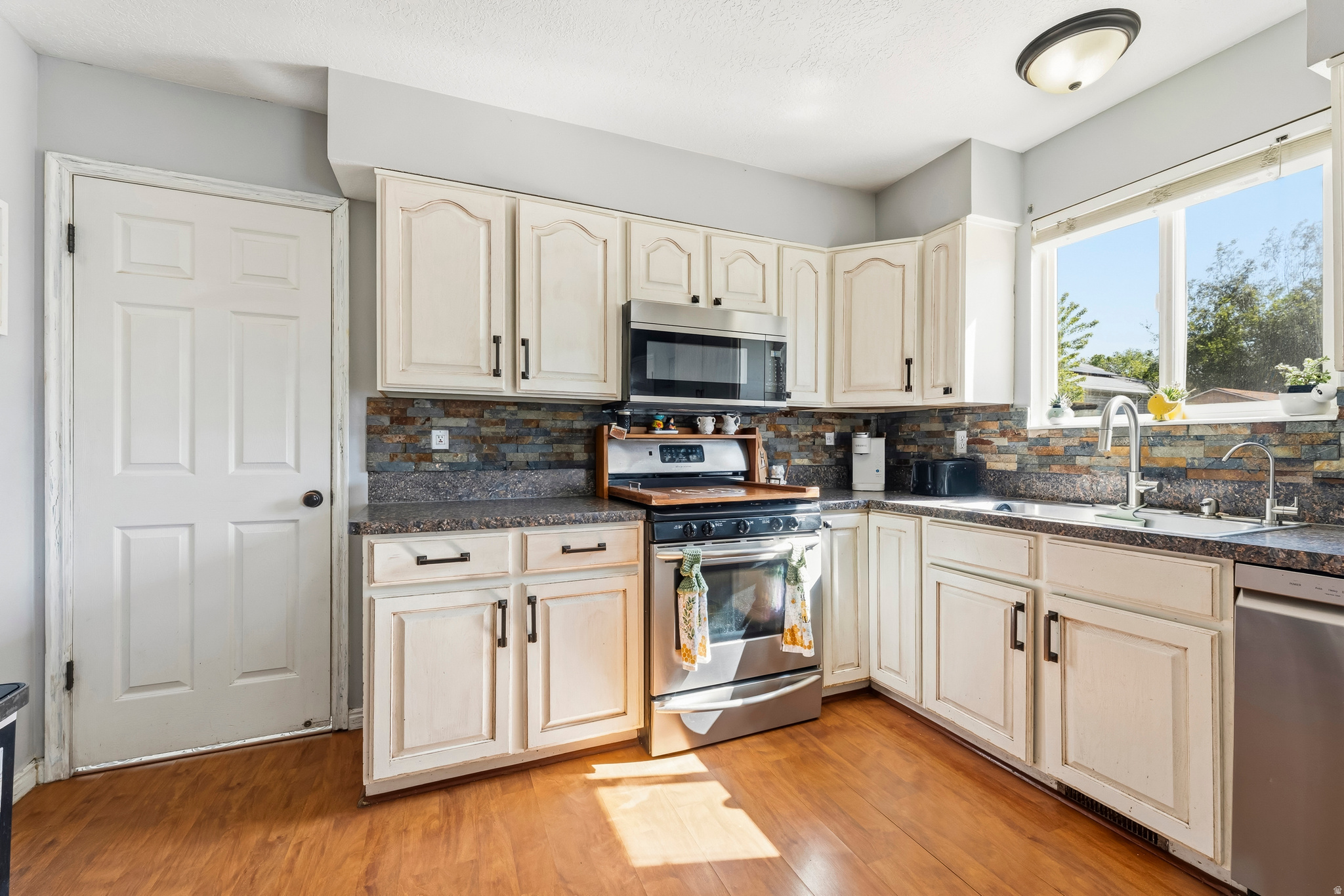 JACKSON ORCHARDS - Residential
