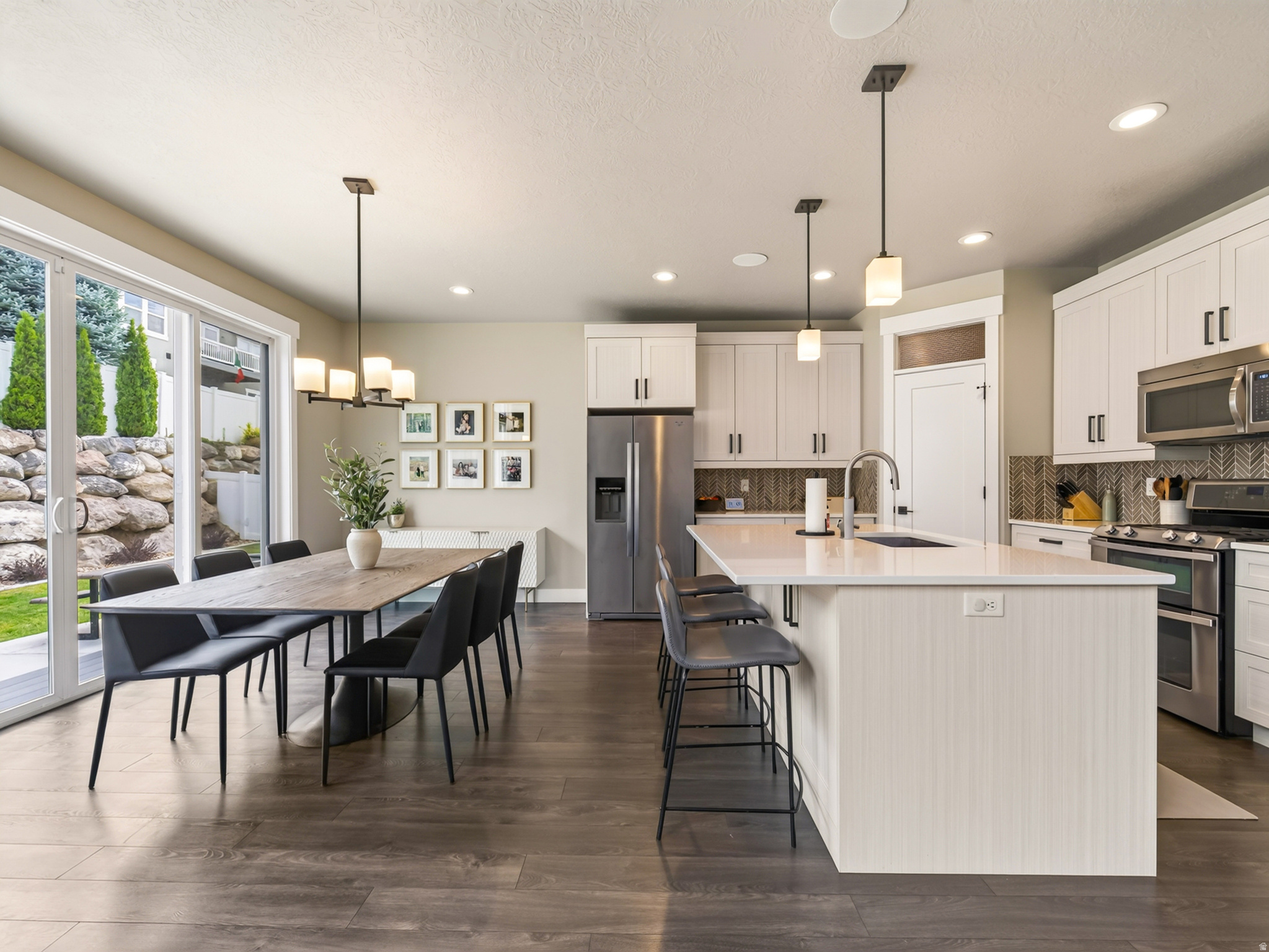 CANYON HILLS PHASE 1 - Residential