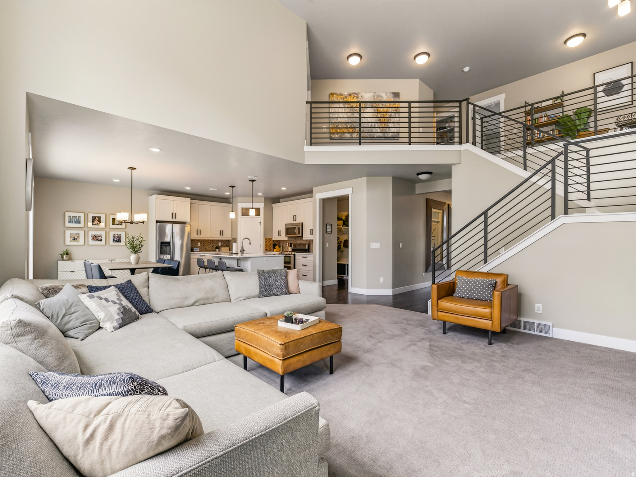CANYON HILLS PHASE 1 - Residential