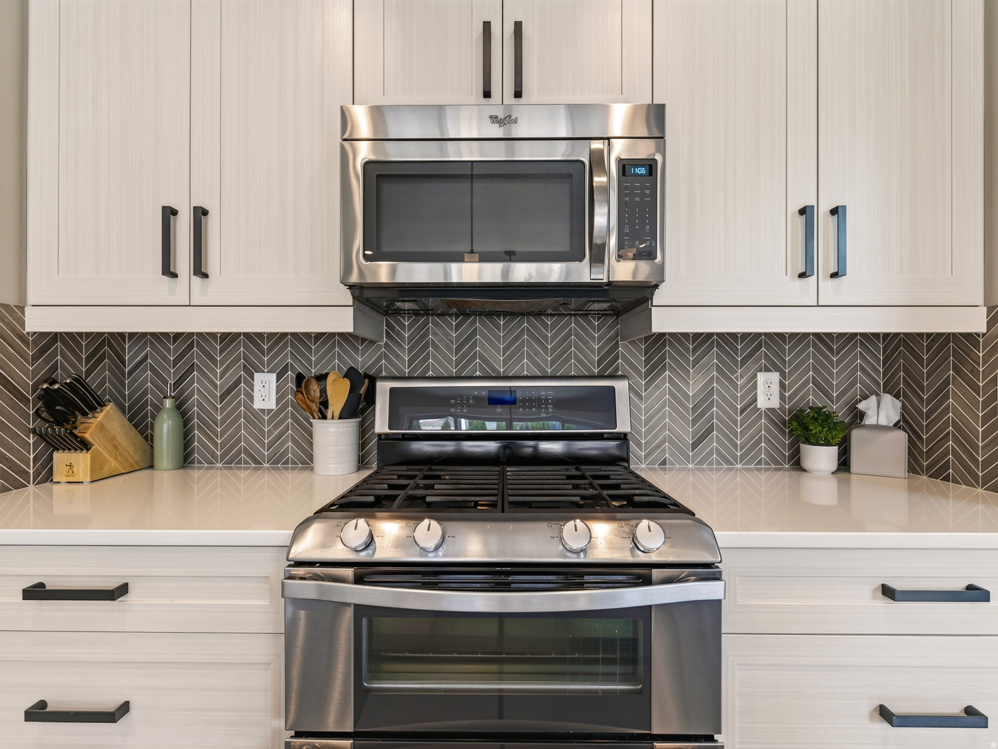 CANYON HILLS PHASE 1 - Residential