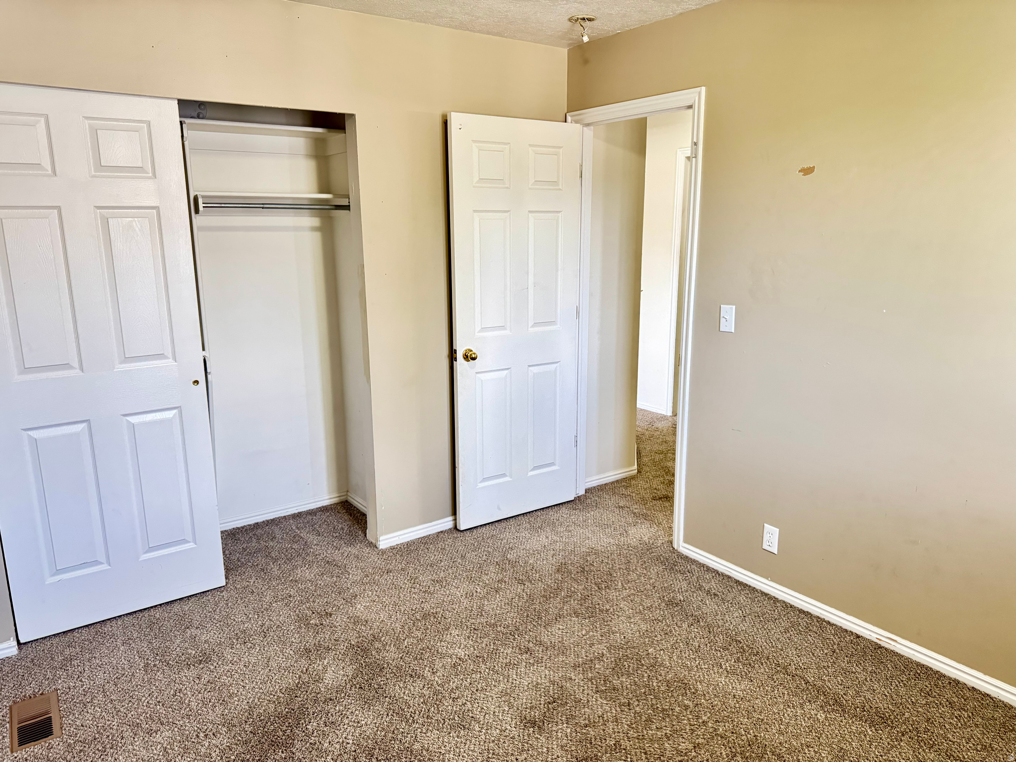 KATIES PLACE - Residential