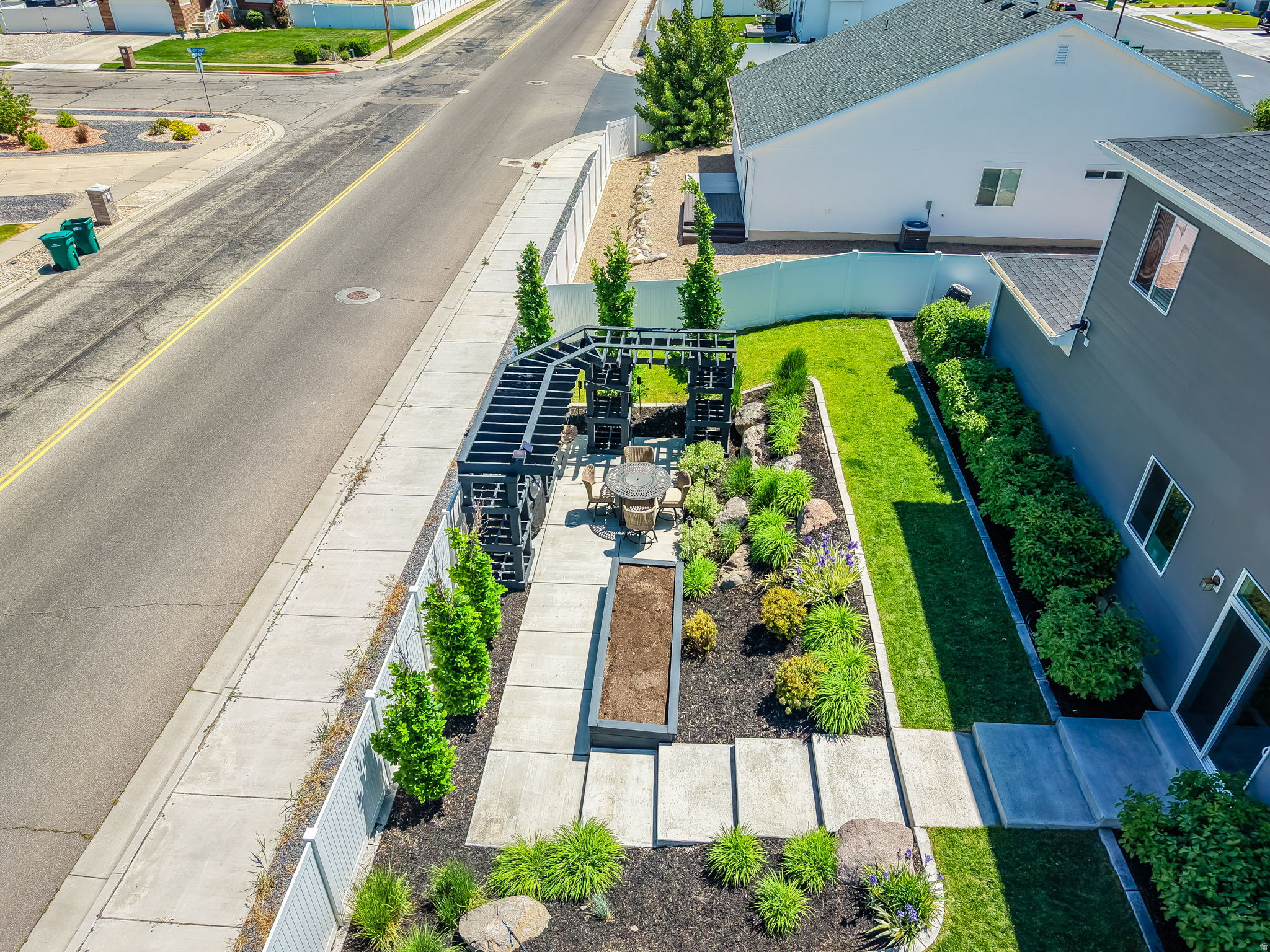 CRESTWOOD ESTATES - Residential