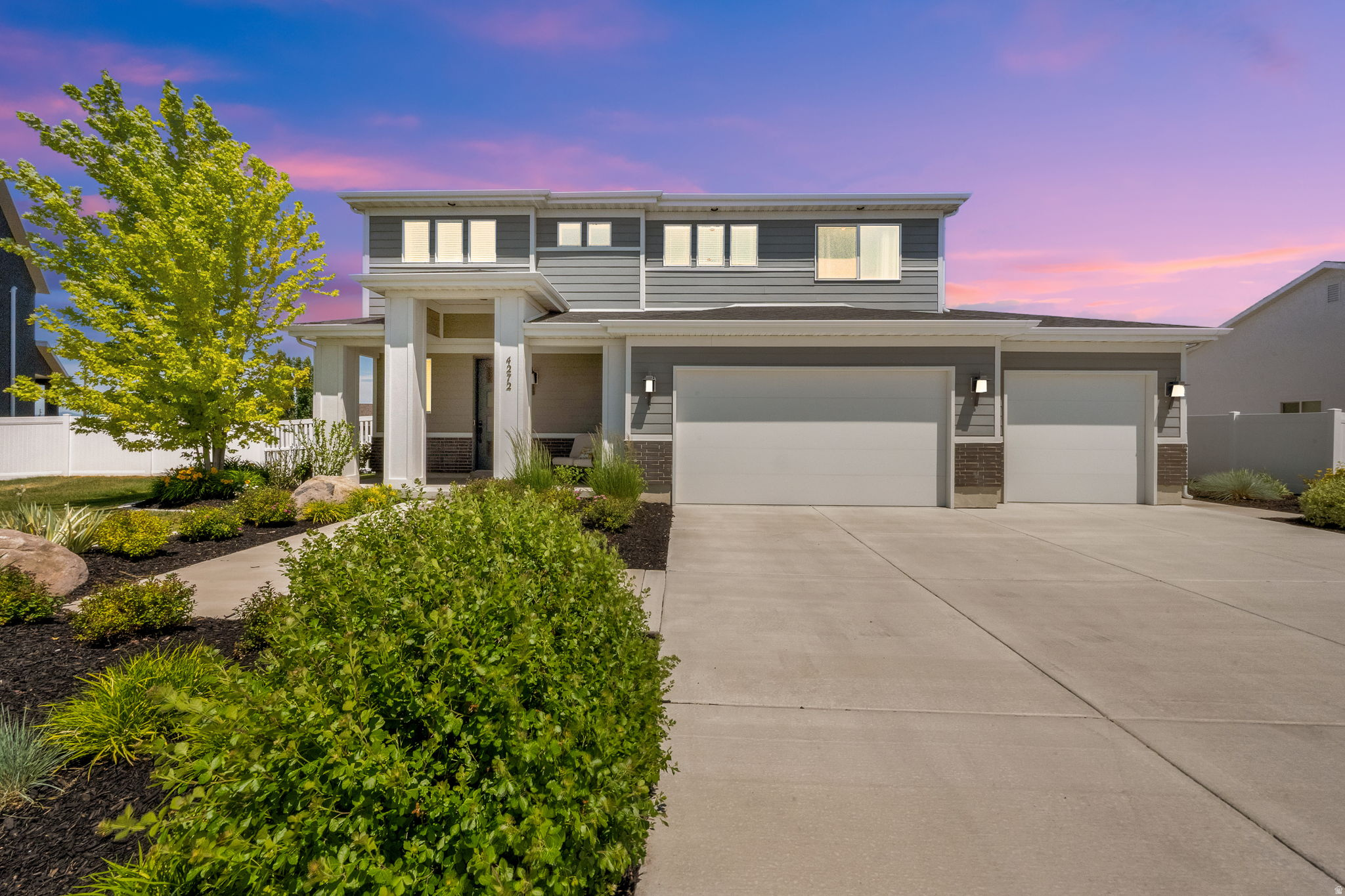 CRESTWOOD ESTATES - Residential