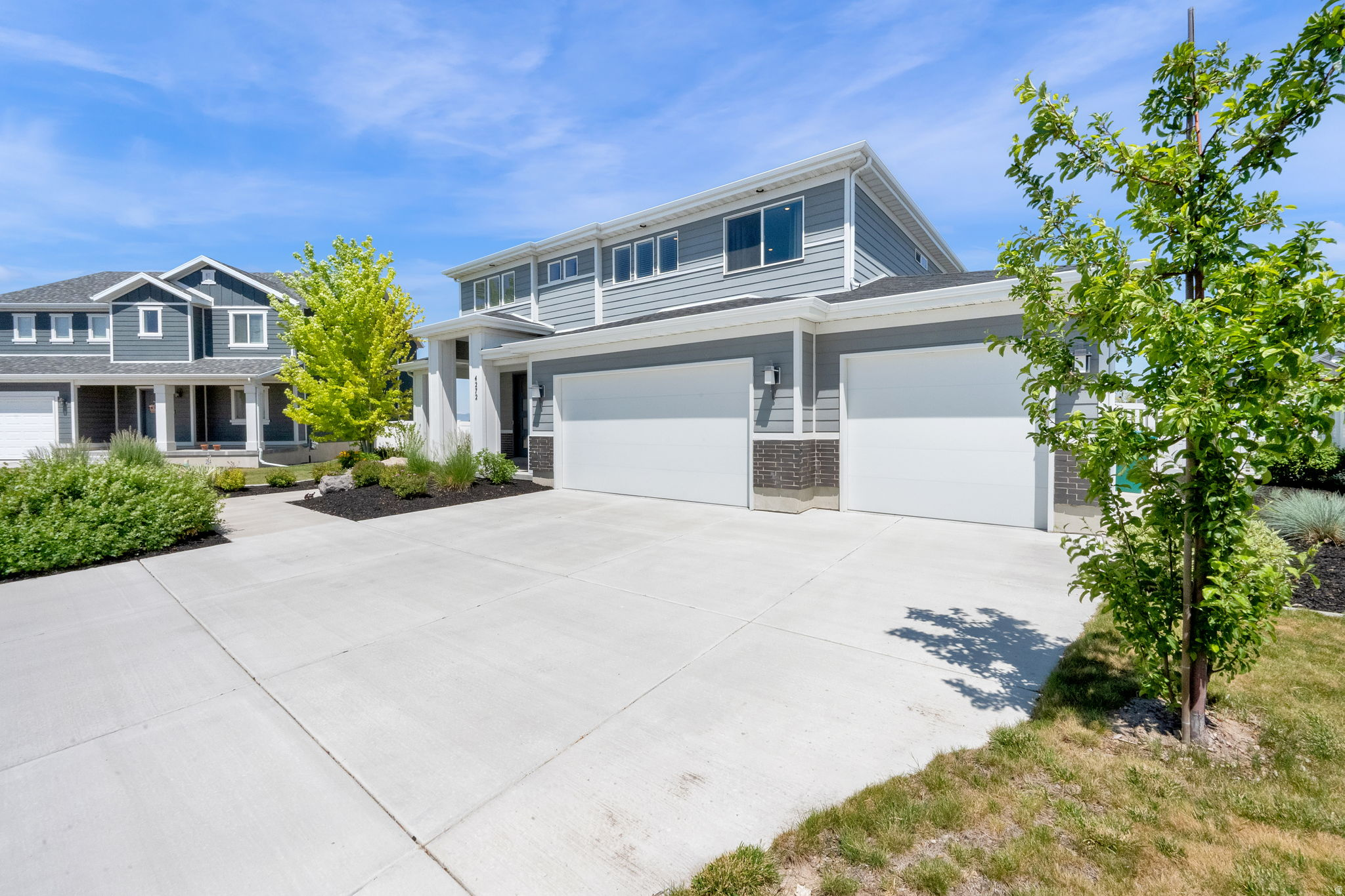 CRESTWOOD ESTATES - Residential
