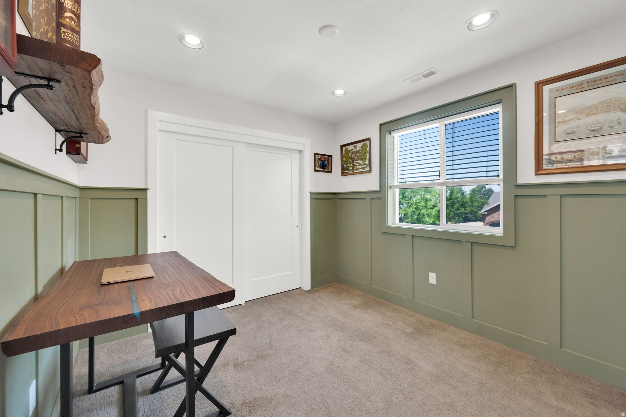 CRESTWOOD ESTATES - Residential