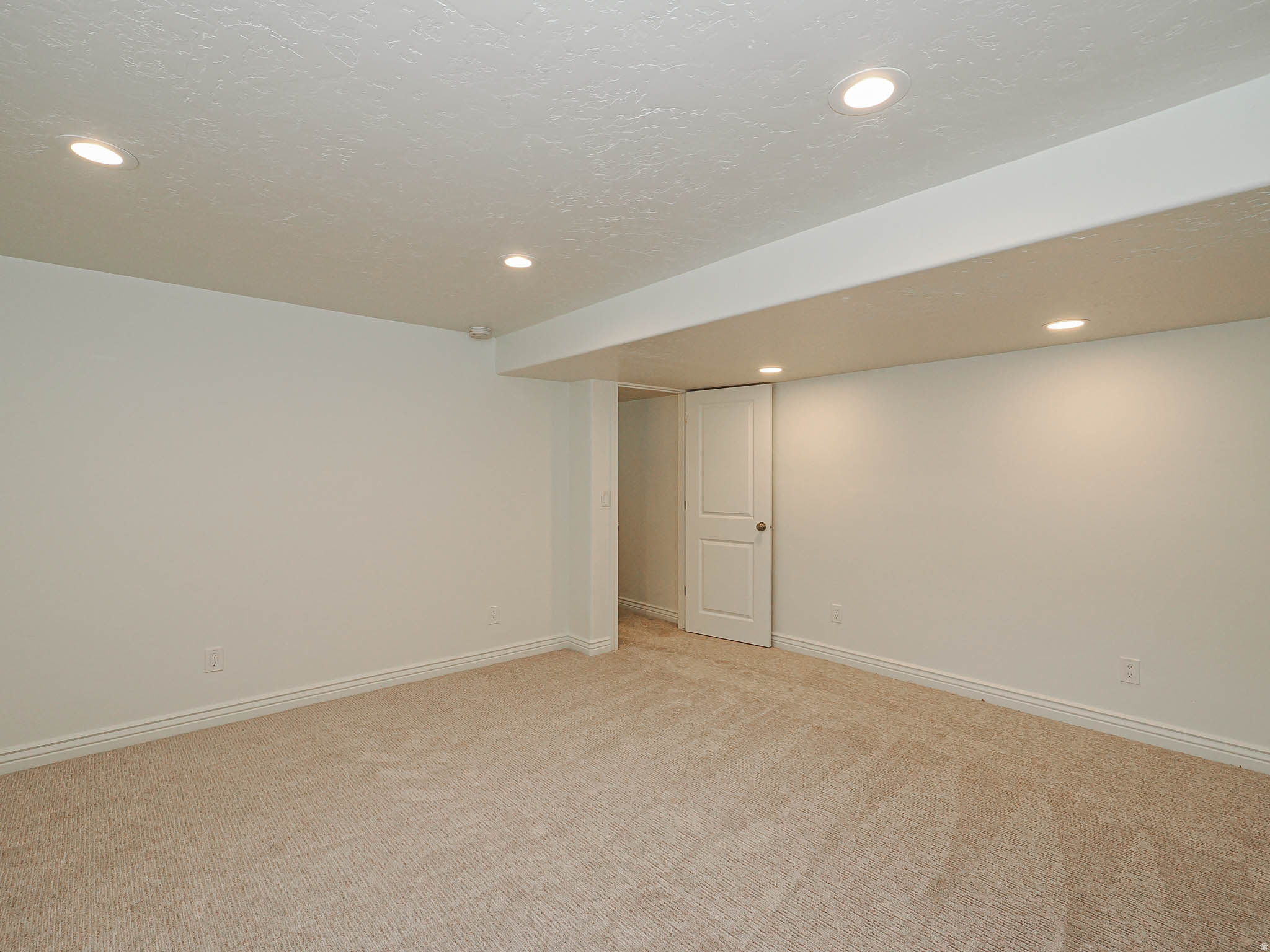 AVANYU ACRES - Residential